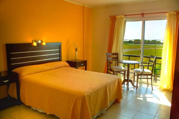 Brisas del Lago Apart y Hotel, photo 17