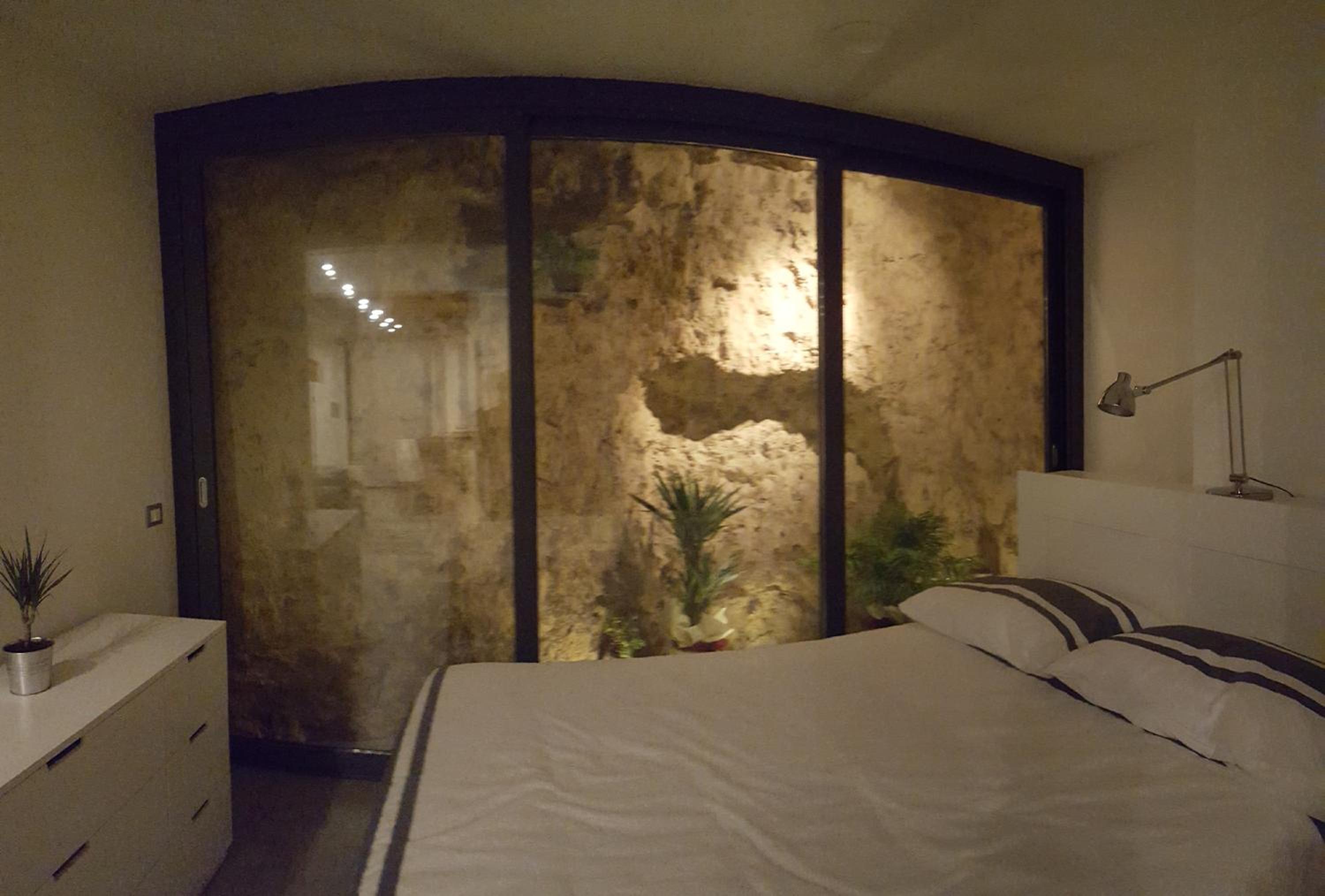 Lucas House view 5