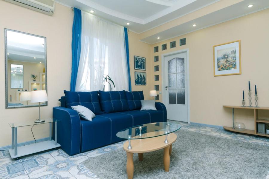 Apartment Pushkinskaya view 2