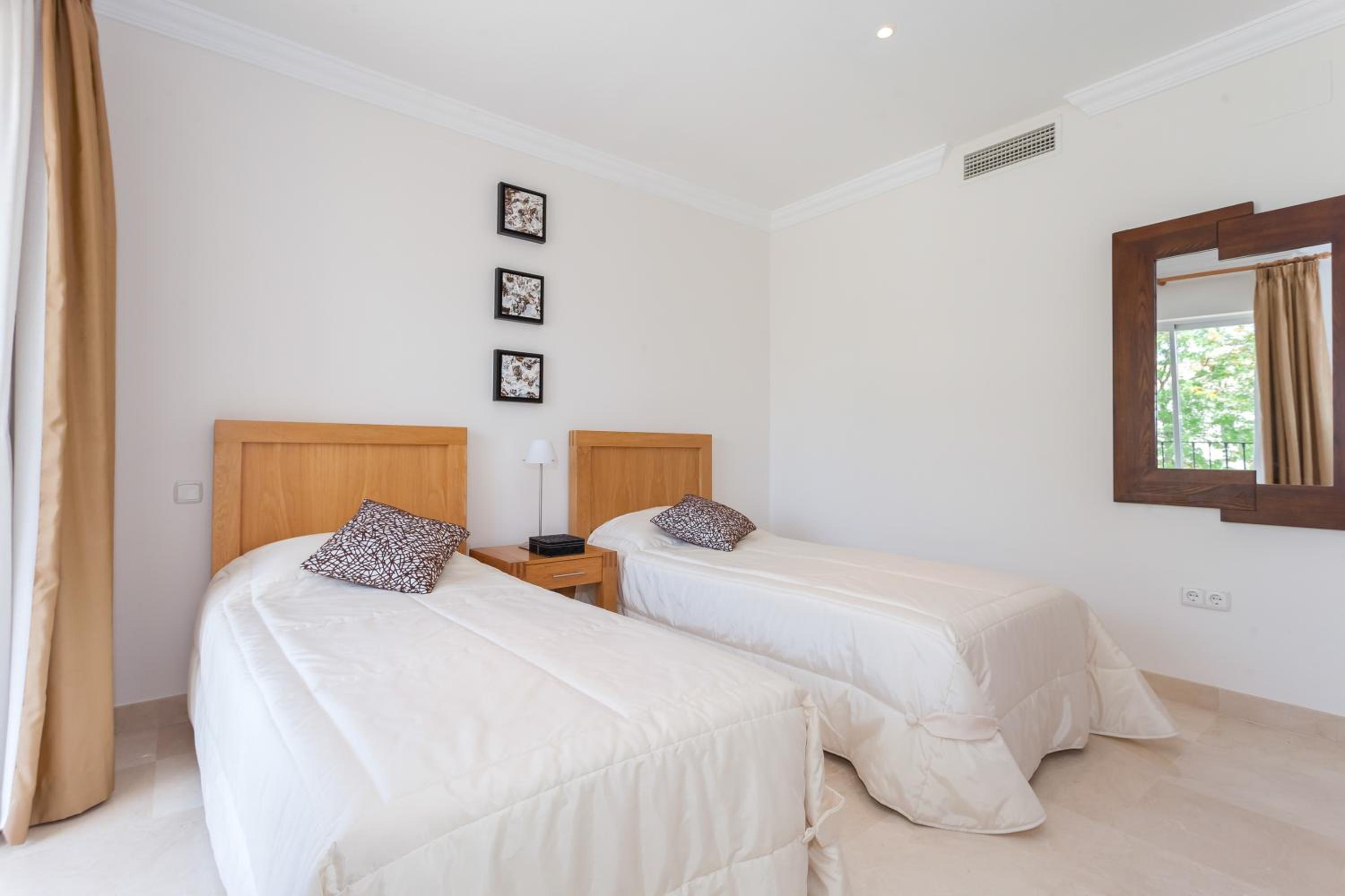 Arcos Gardens Sol Rent Golf