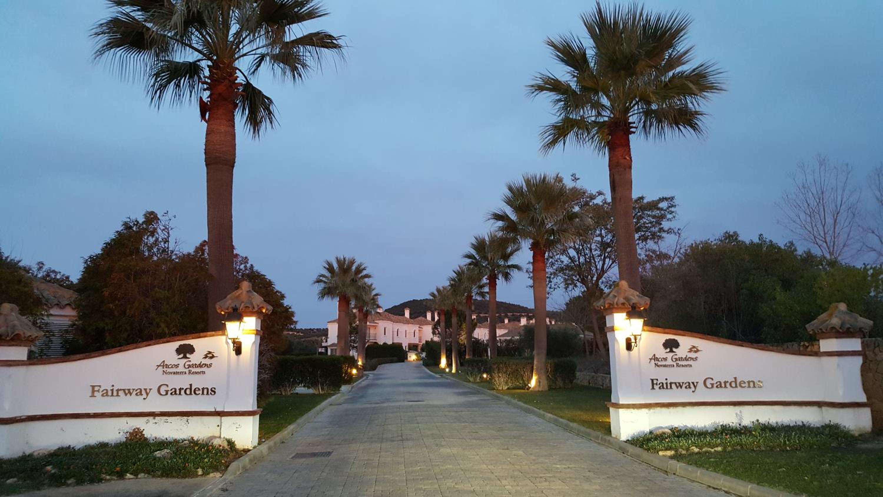 Arcos Gardens Sol Rent Golf