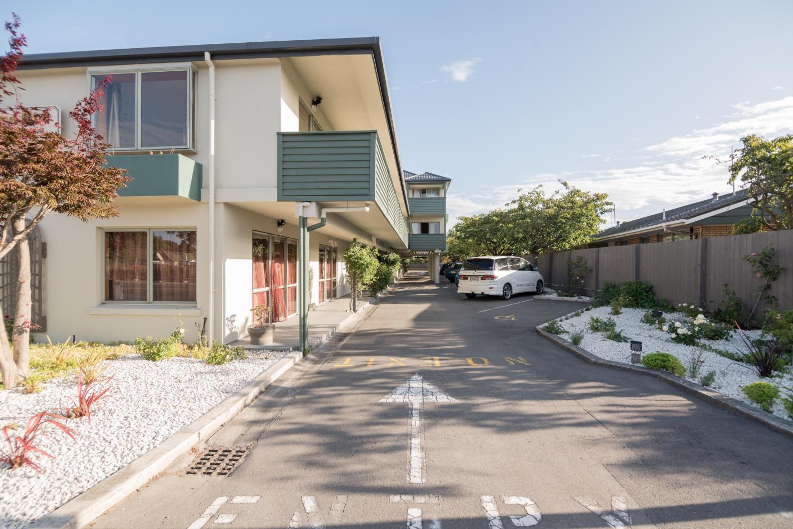 Central Park Motor Lodge - Image 3