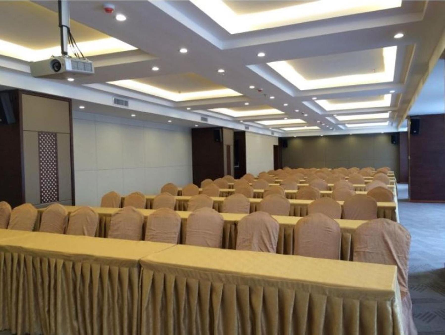 Ramada Huize