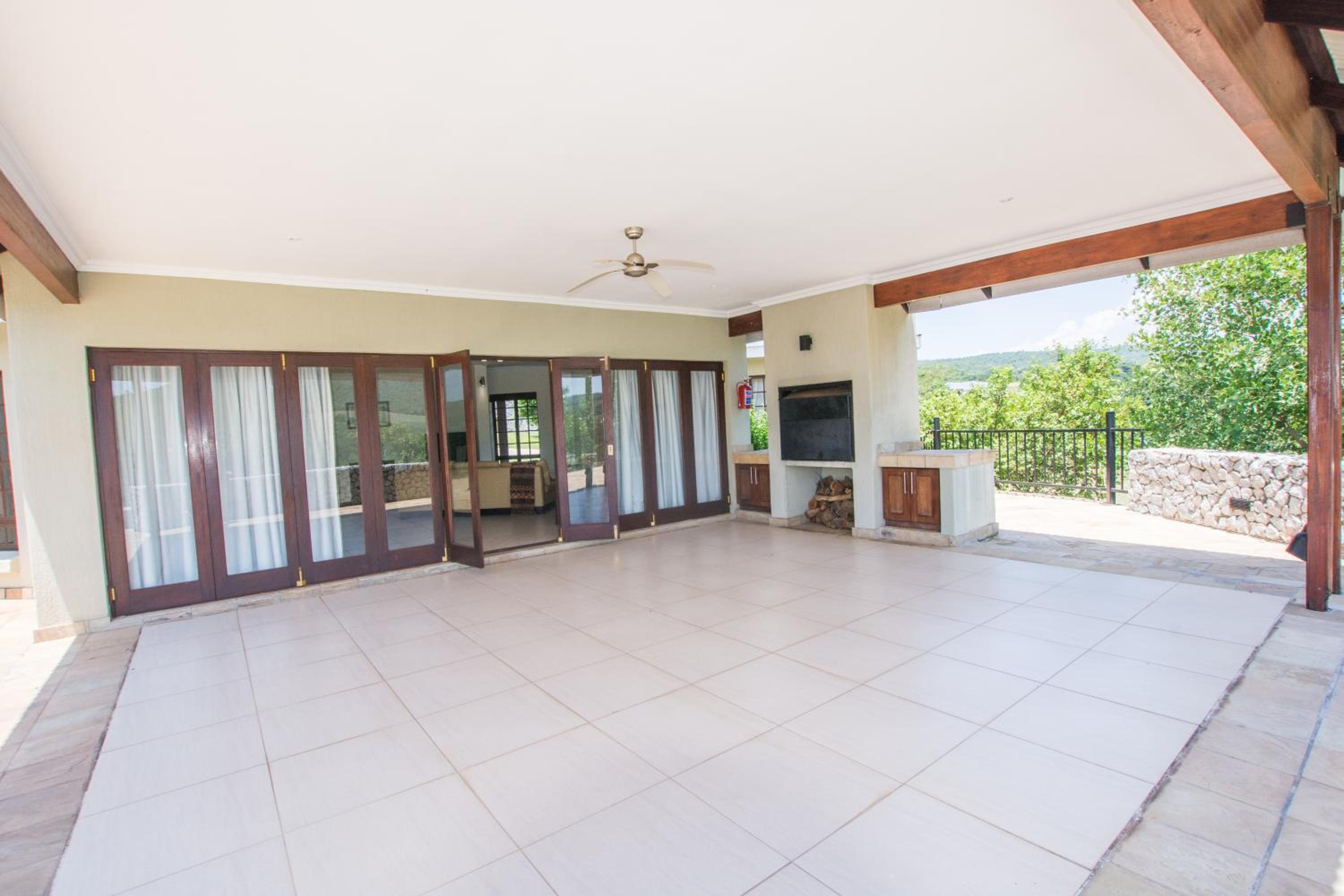 Hazyview Vacations - Hoyohoyo Hazyview View Villas - Property Image 15