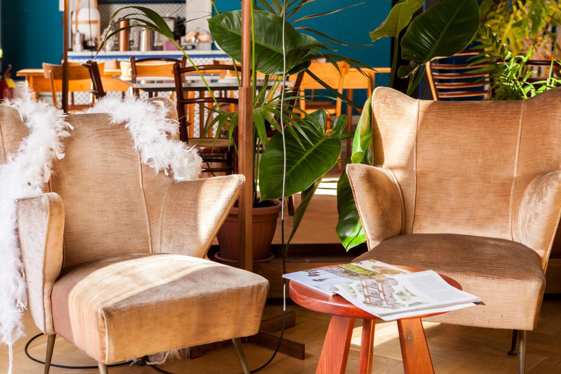 lounge