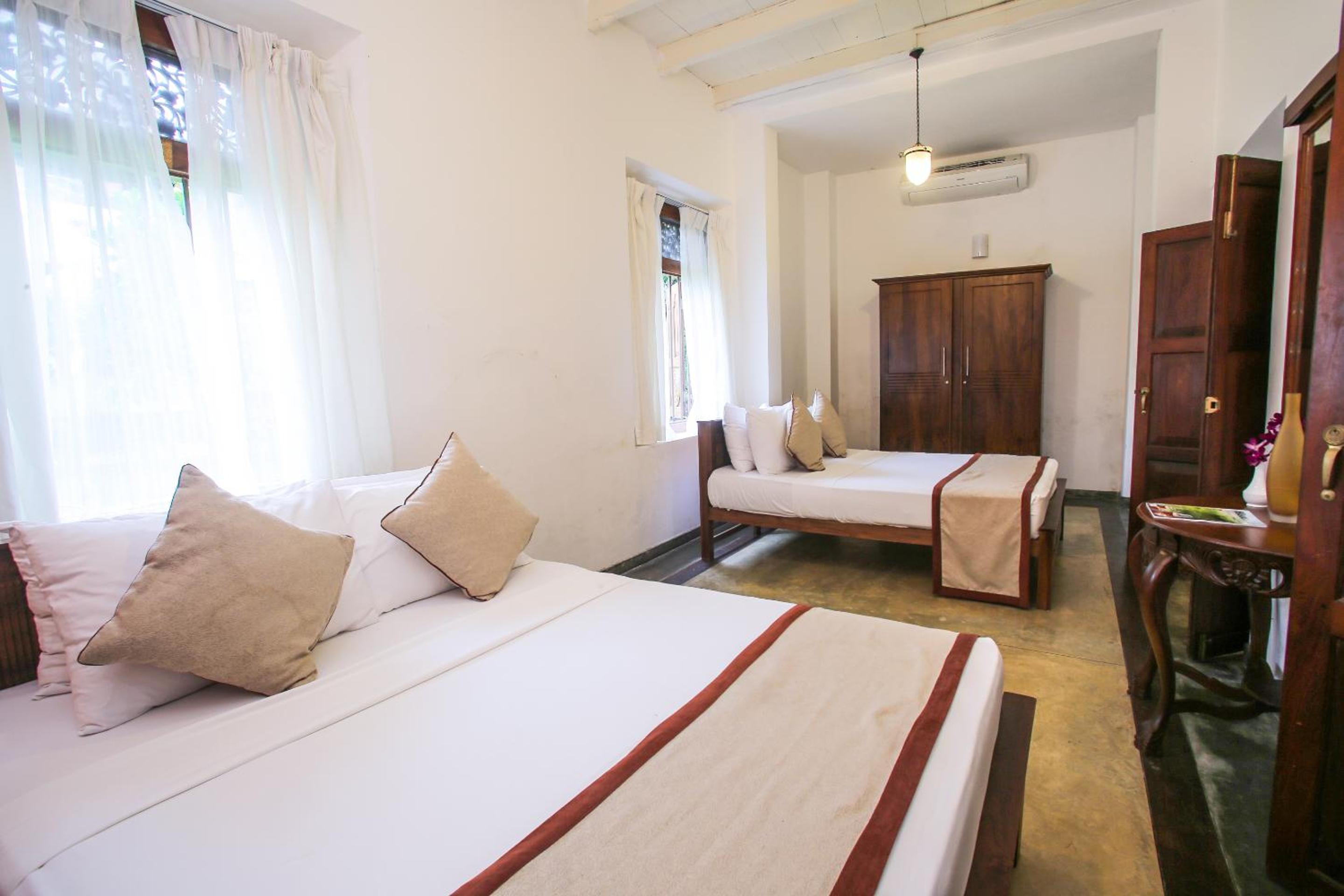 Villa Indrasiriya view 2