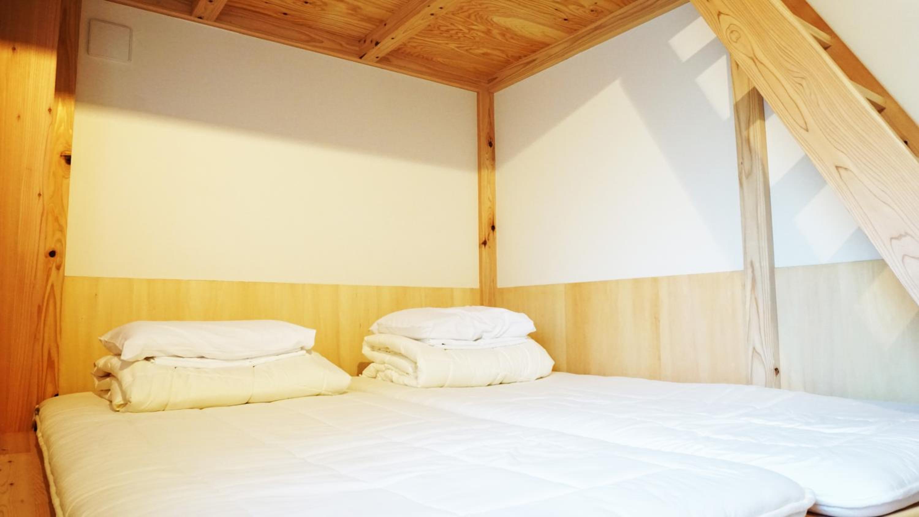 Poly Hostel 2 Namba