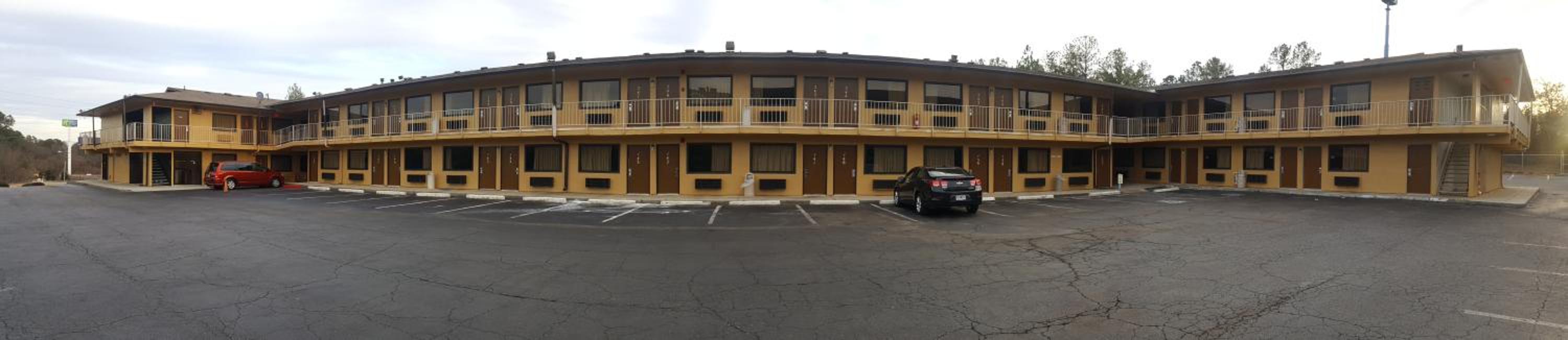 Macon Vacations - America's Best Inn - Macon - Property Image 14