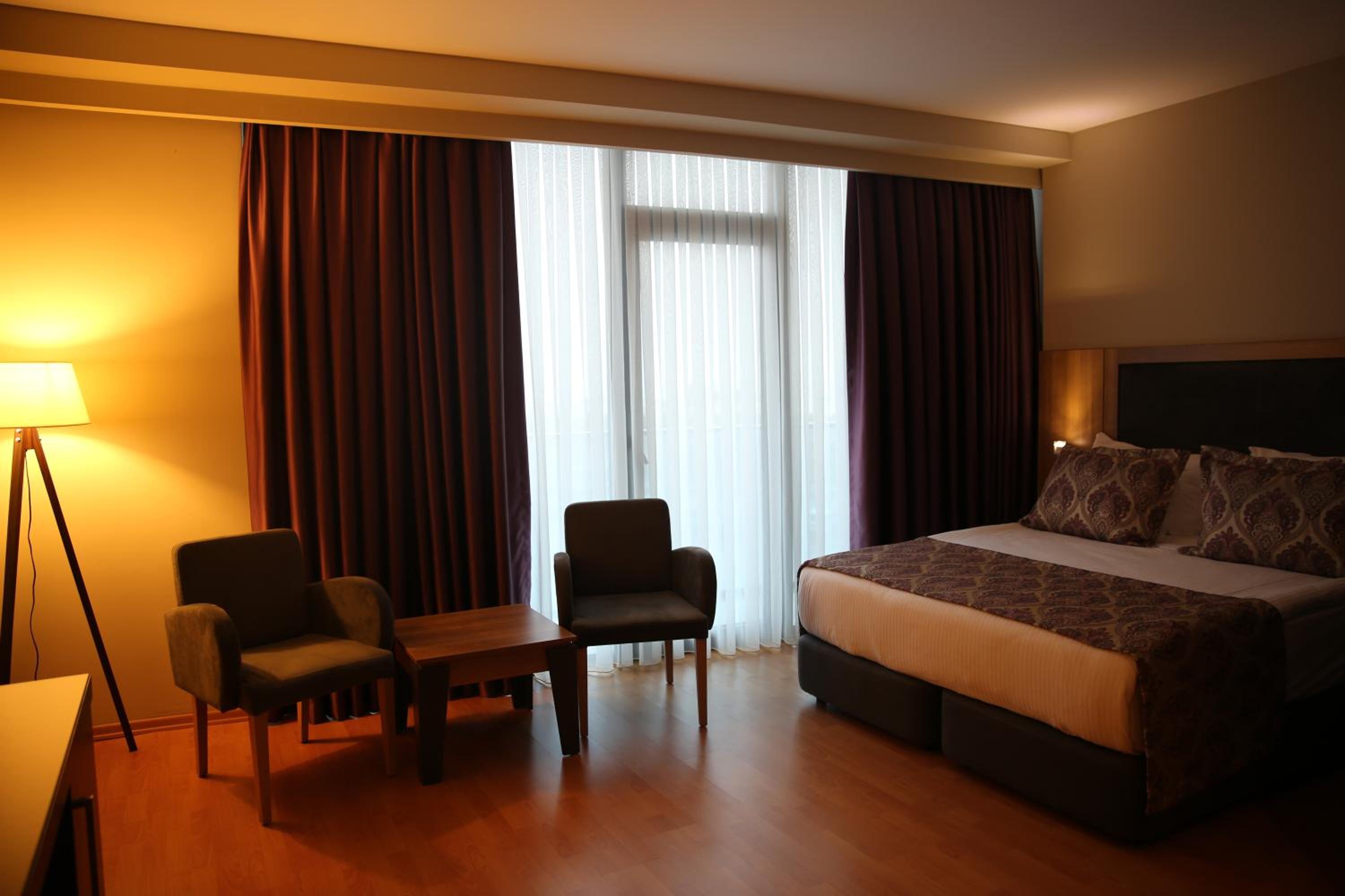 Euphoria Apartments