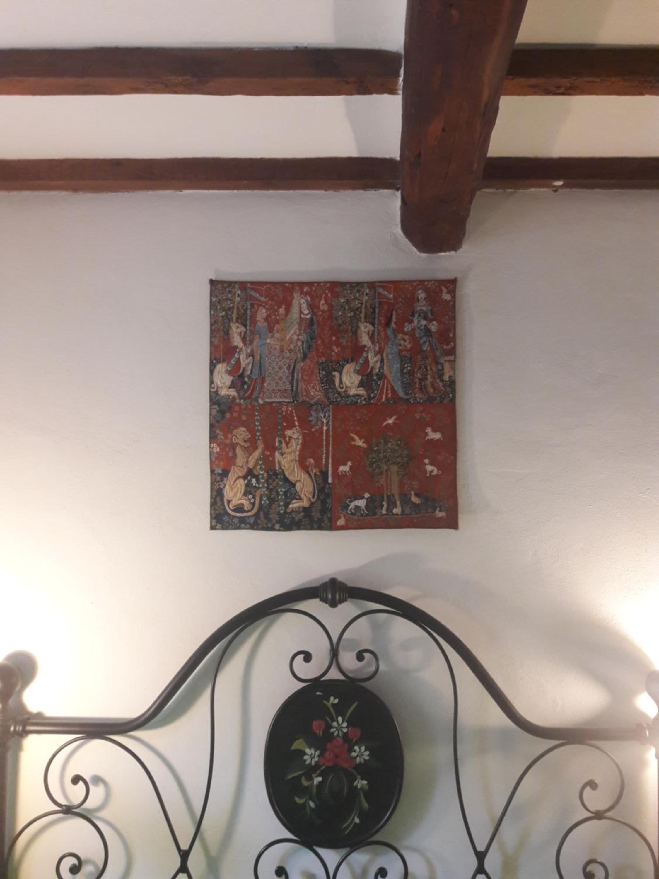 Photo 33