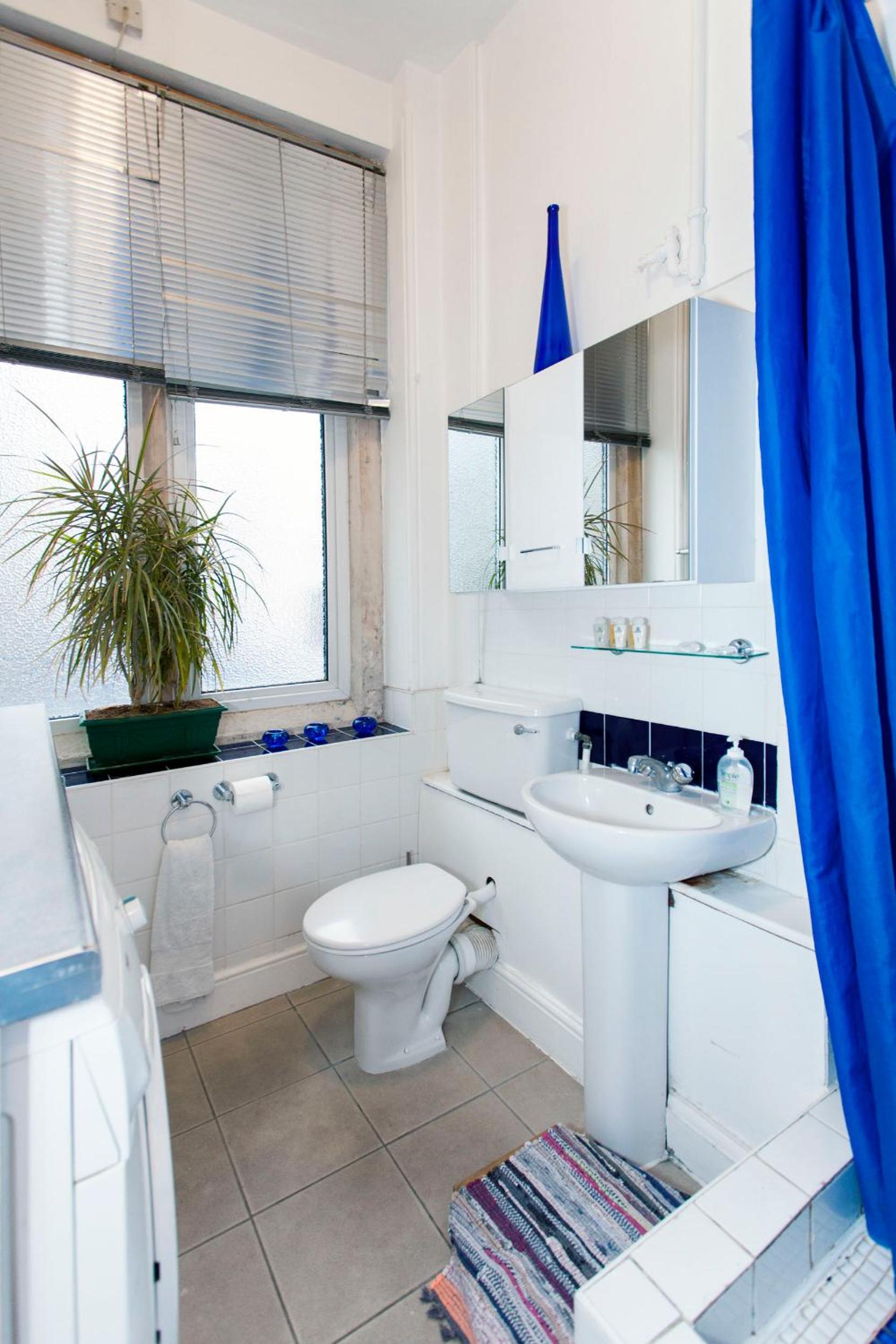 ItalianFlat - Shaldon