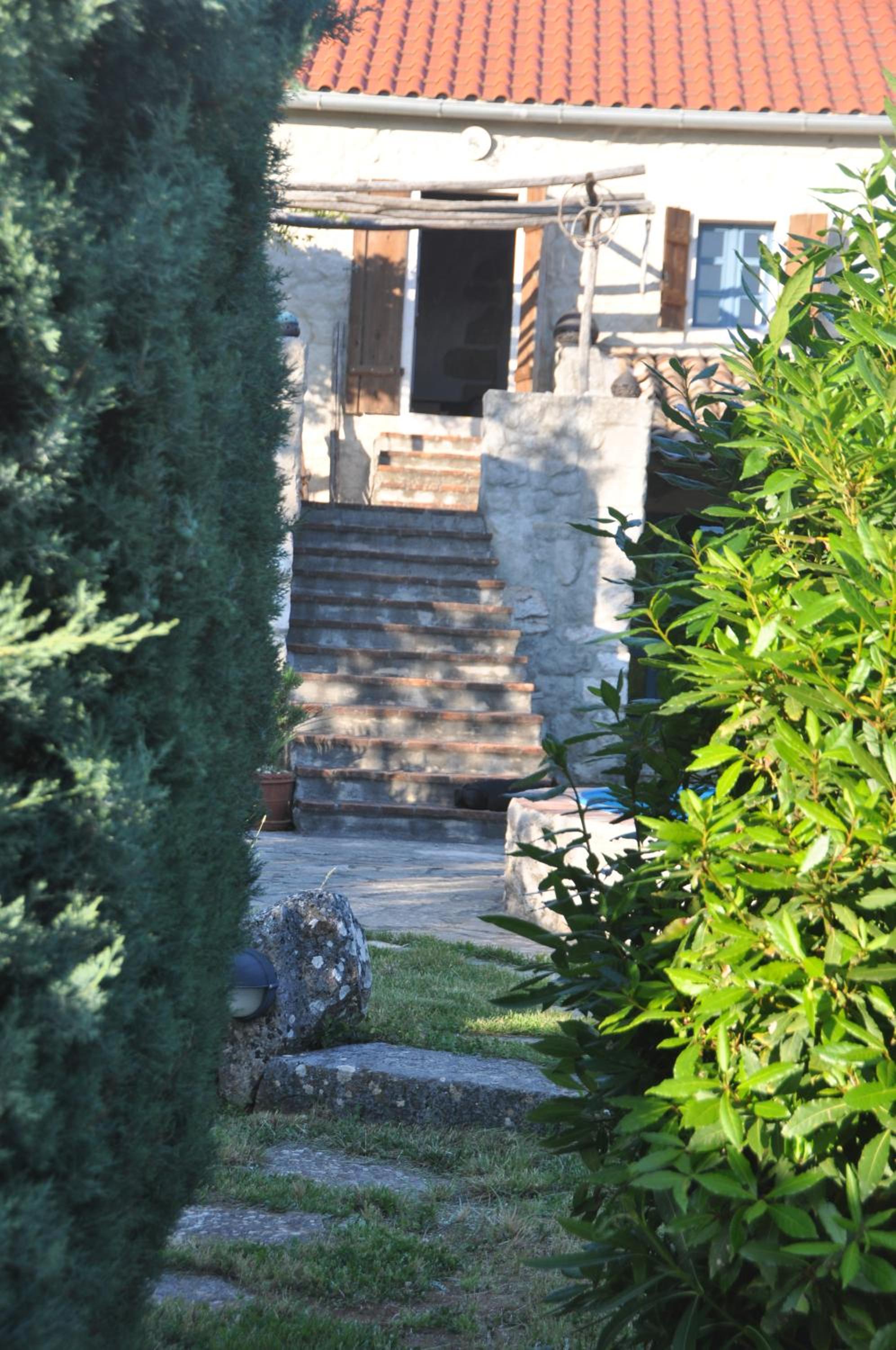 Photo 28