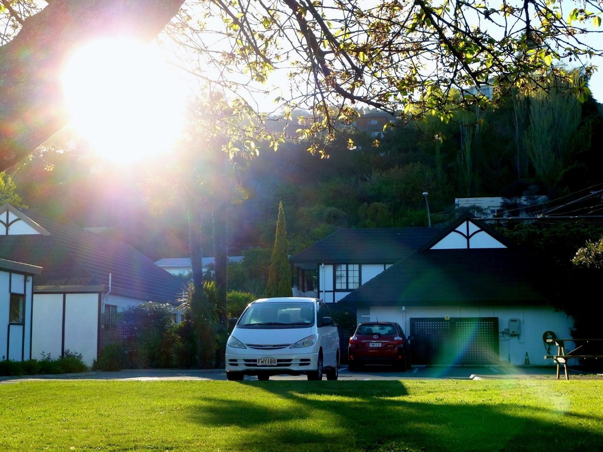 Tudor Lodge Motel