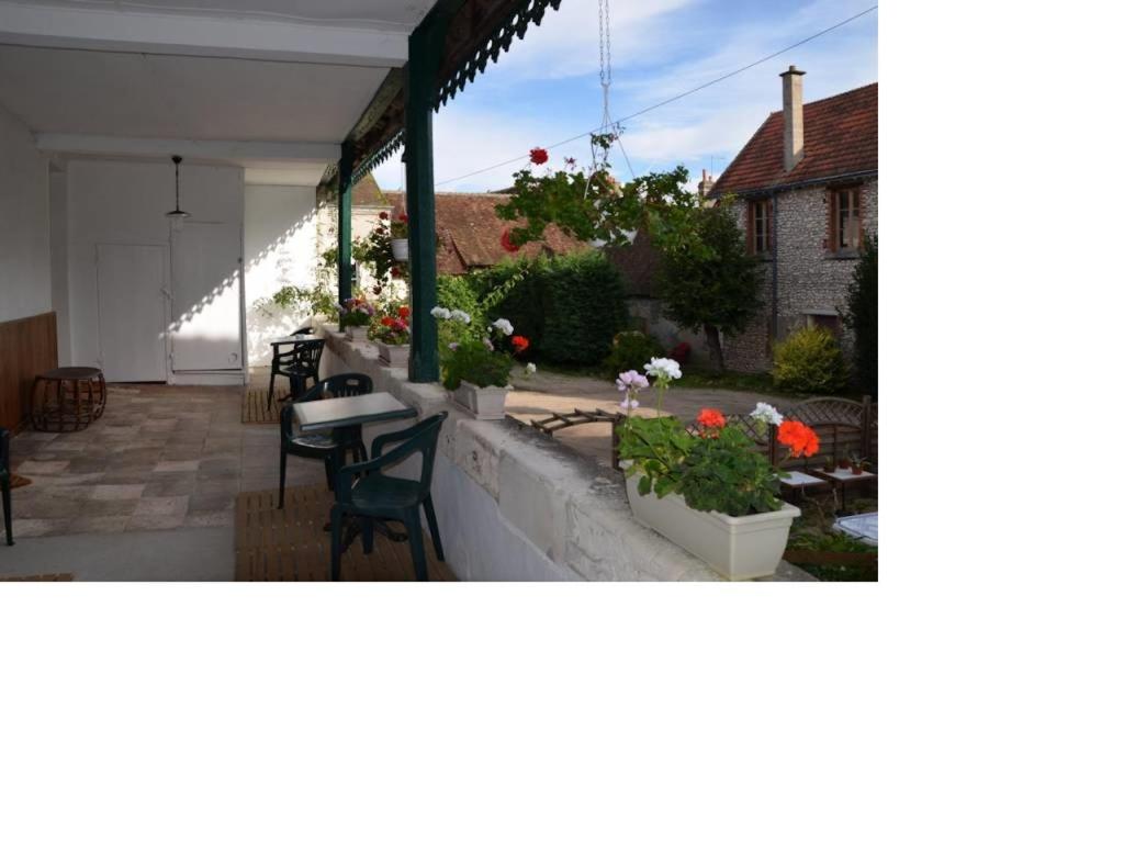 outdoor BBQ area