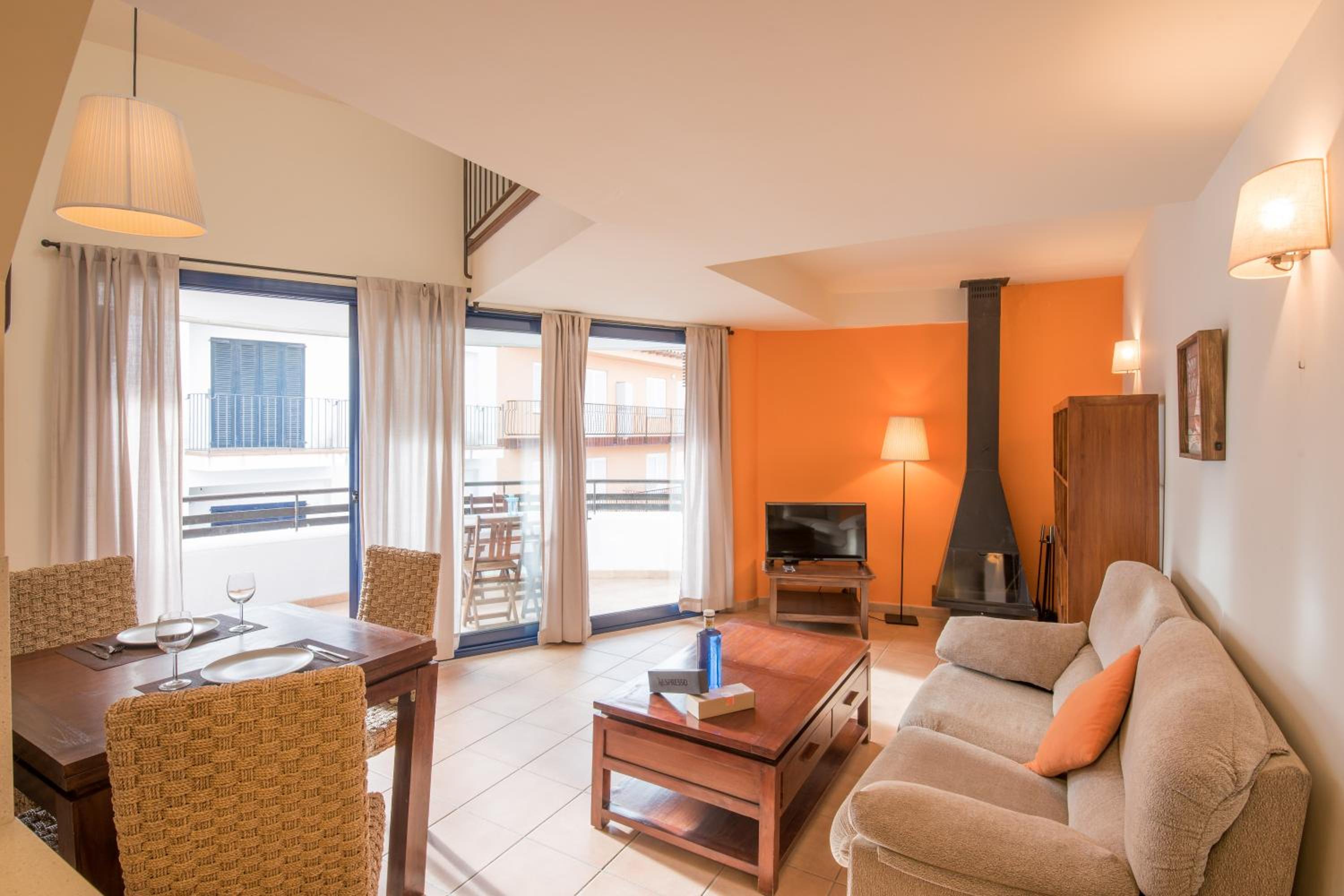 Apartamentos Llafranc Mar