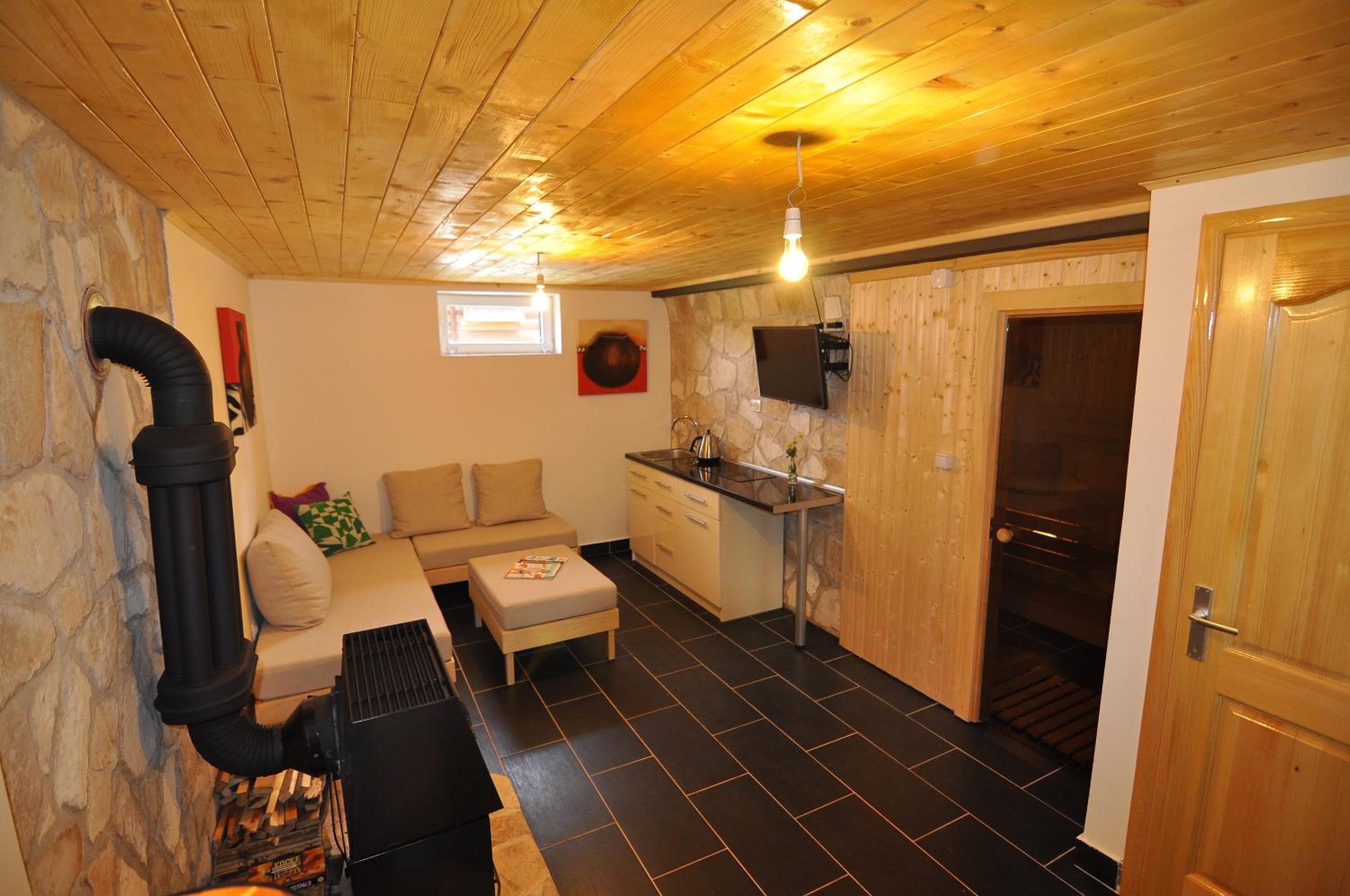 Photo 15