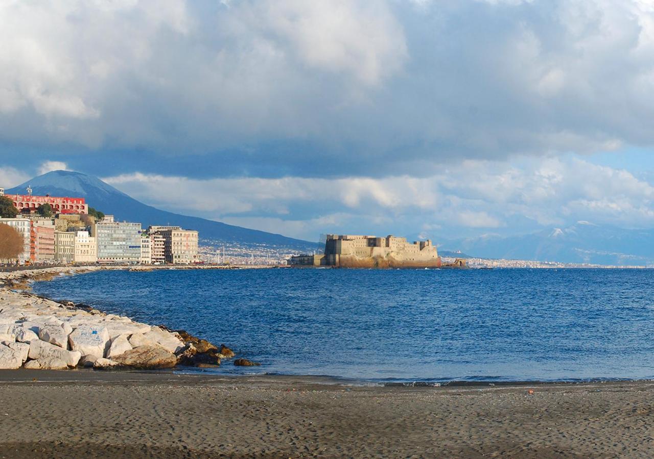 Napoli Lungomare Caracciolo Mon Amour