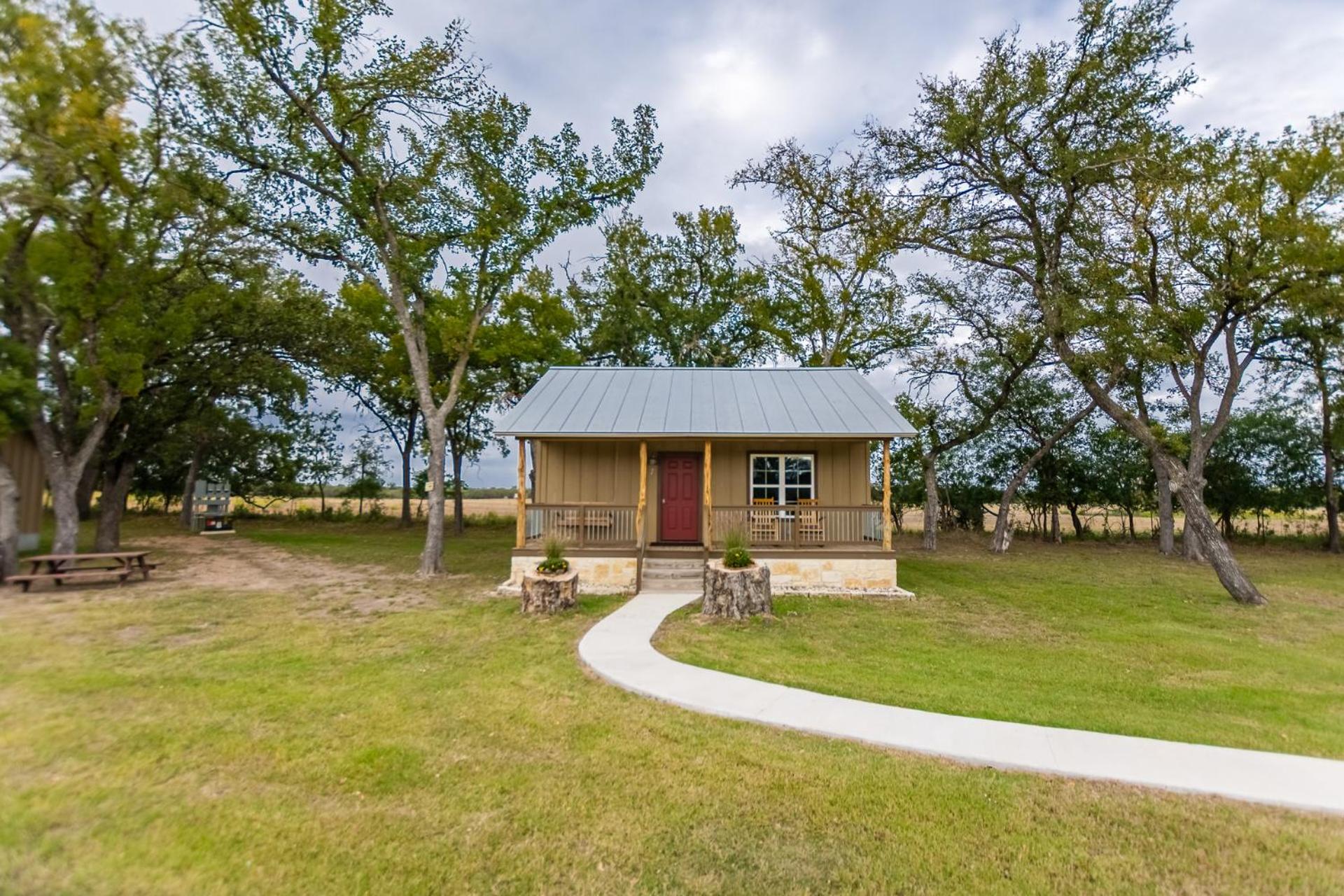 Vineyard Trail Cottages- Adults Only