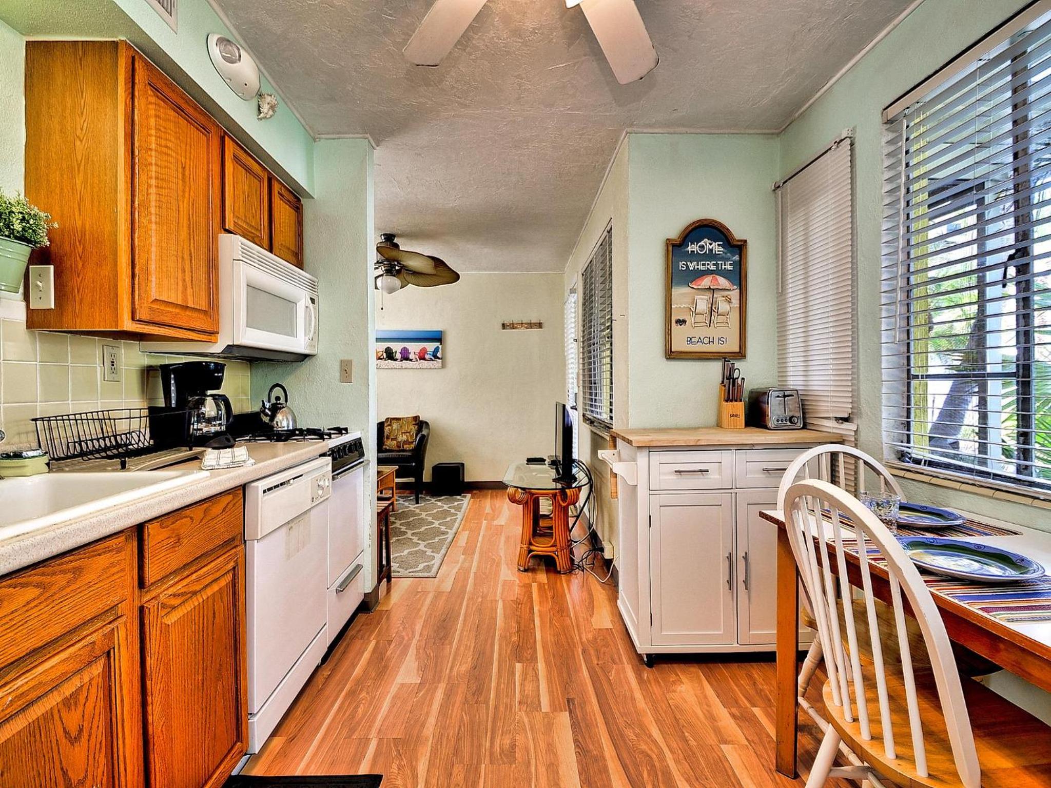 Palm Place 2 - Coconut Palm Beach getaway 623 view 4