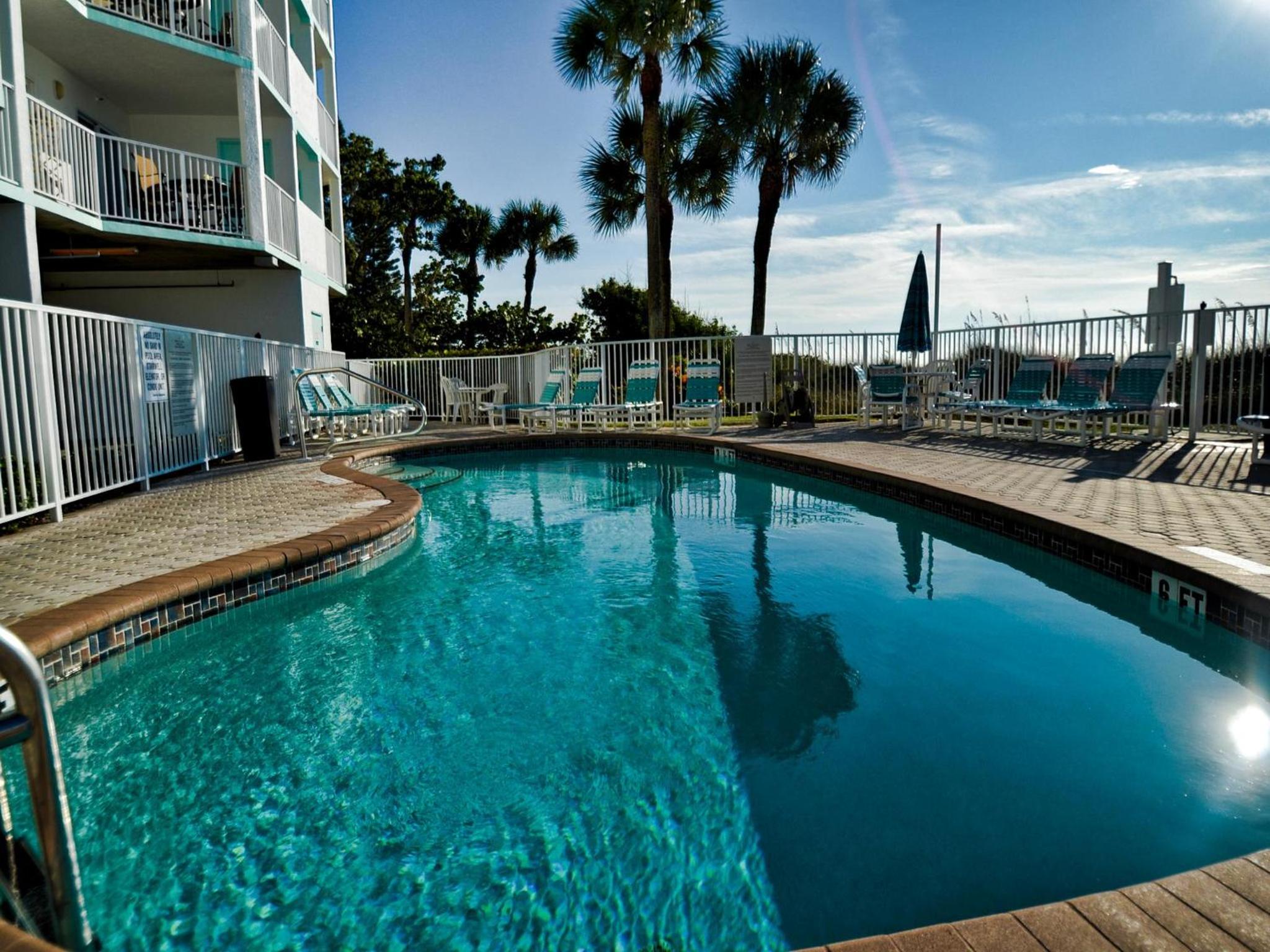 West Coast Vista 3E Bay View Condo 442 view 2
