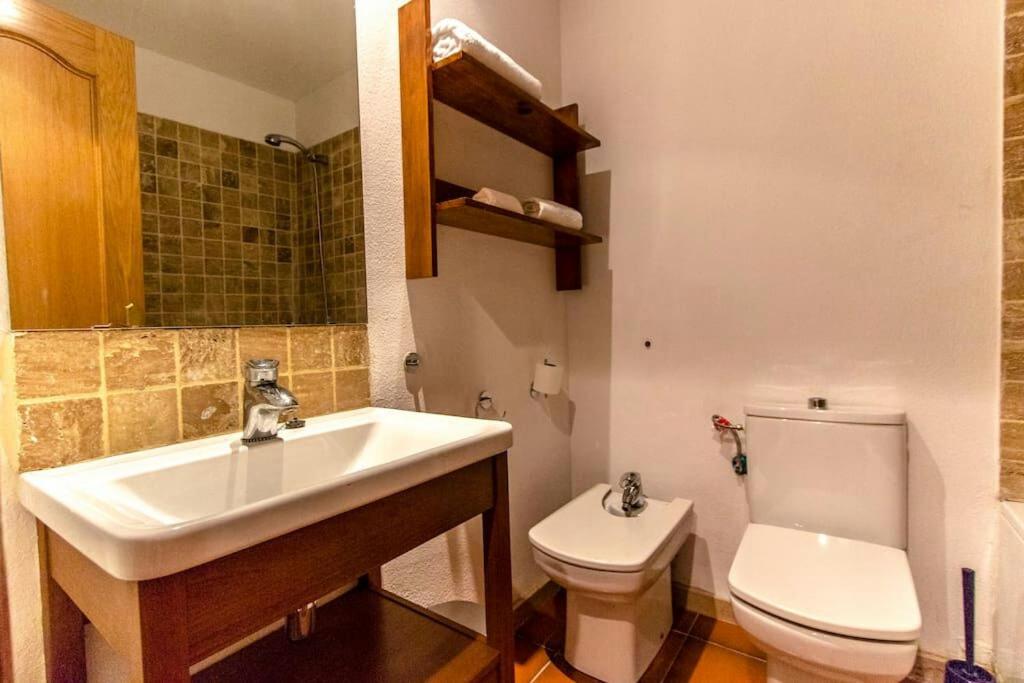 Les Canyes Cottage, Private Villa Resort