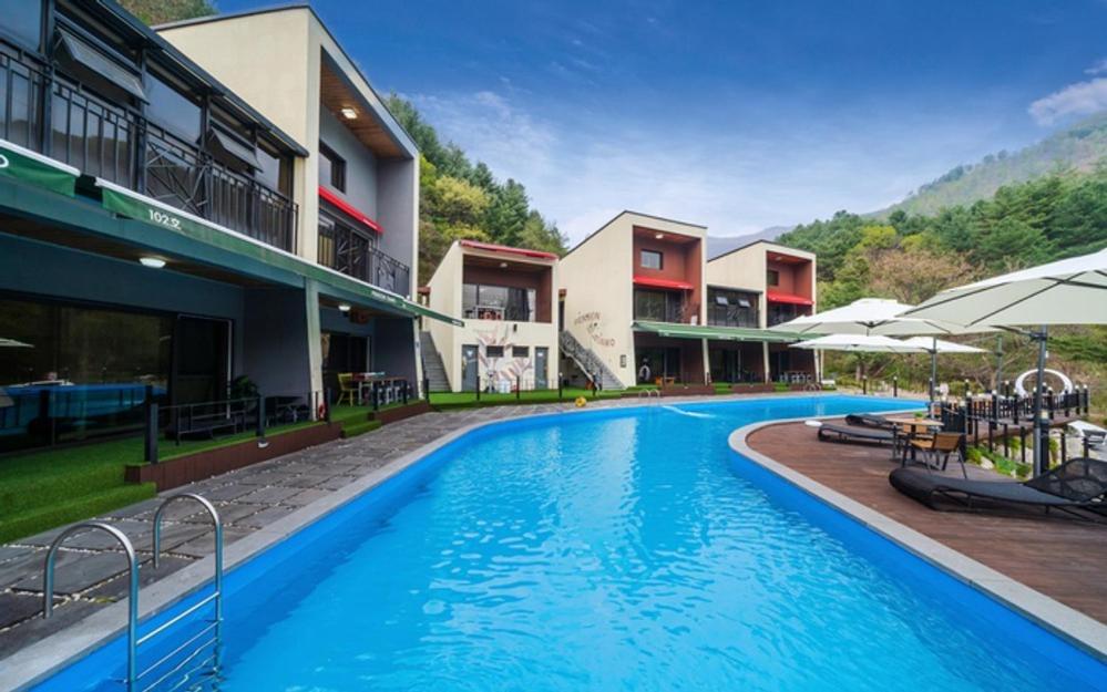 Gapyeong Tiamo Kids Poolvilla