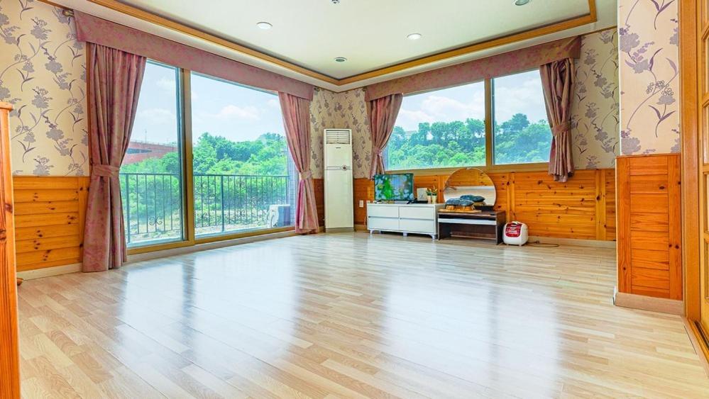 Cheorwon Sun Benest Pension