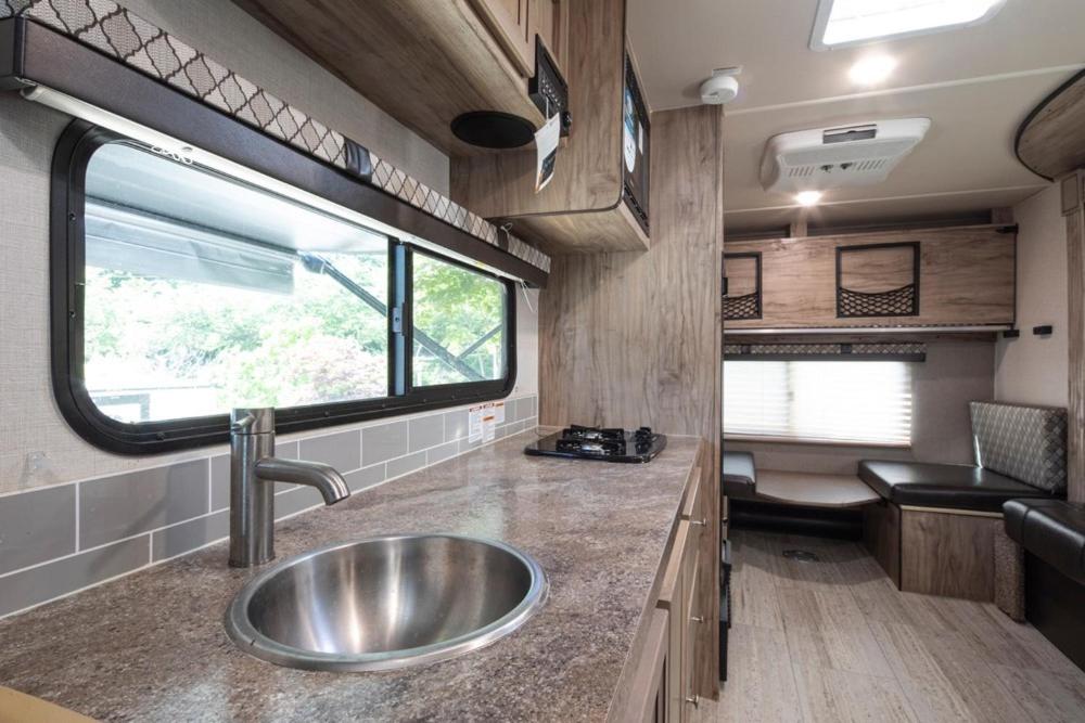 Cheonan Youseongnongwon Caravan