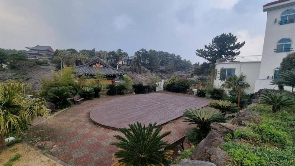 Jeju Yongsan Youth Hostel