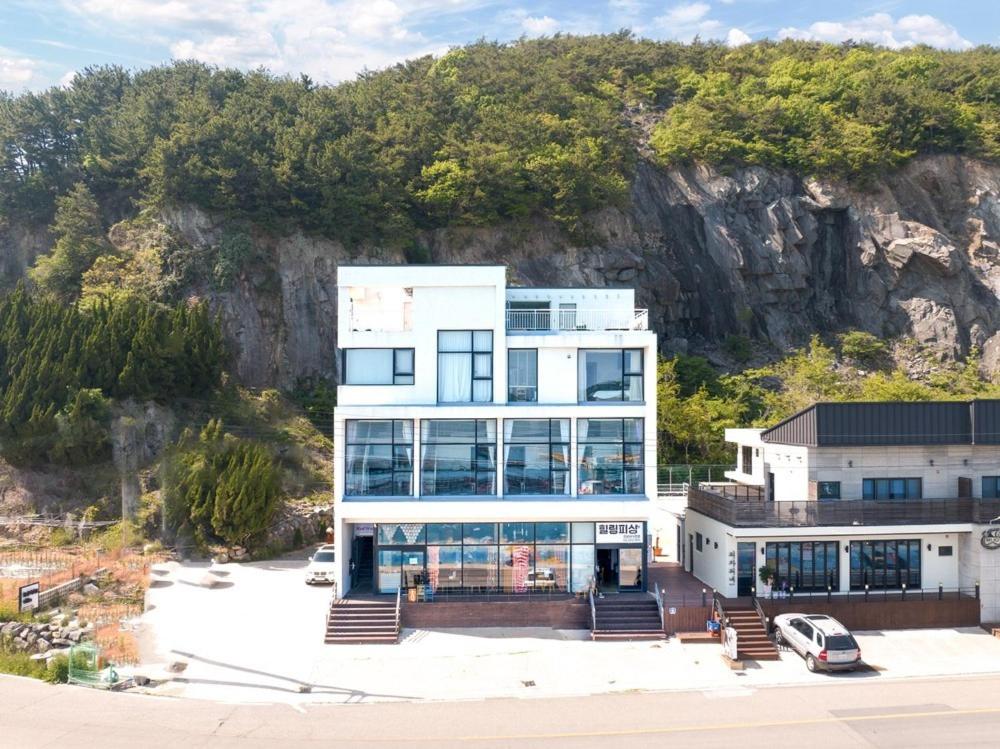 Namhae Red Wave Pension