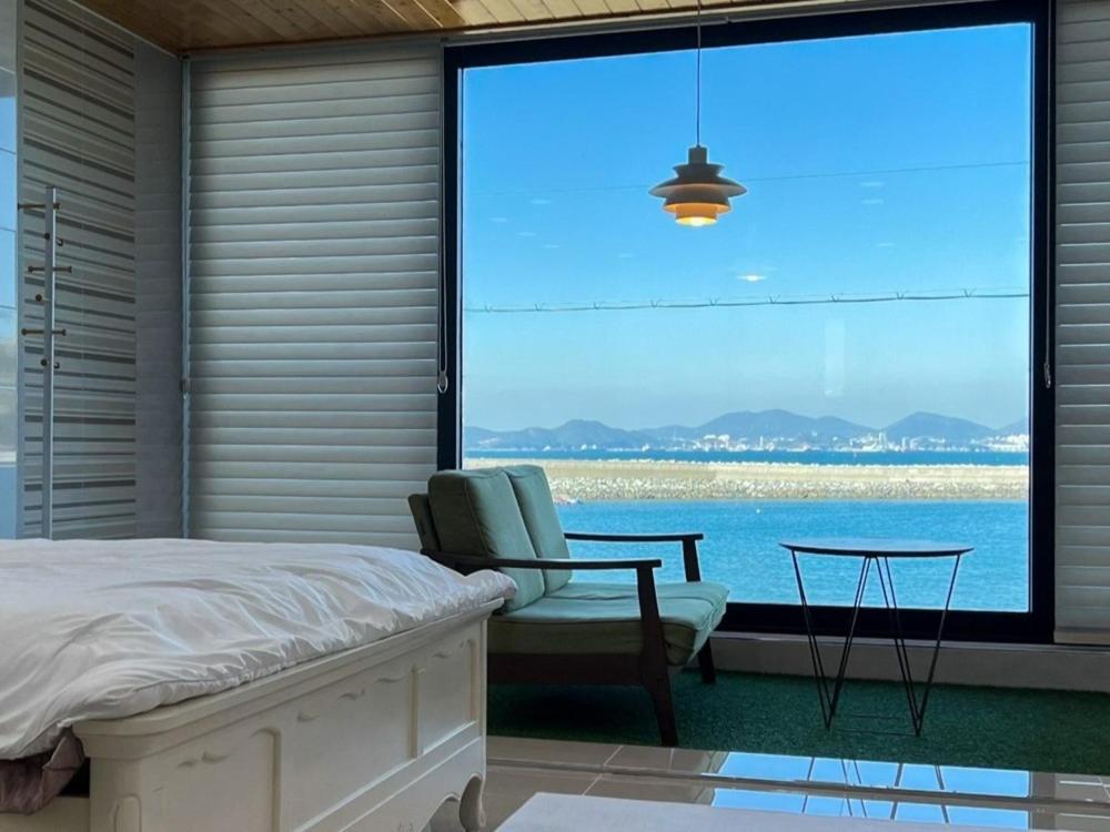 Namhae Ocean Lounge Pension