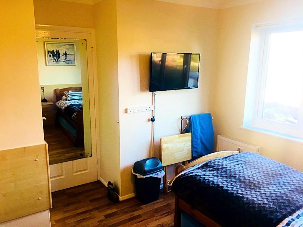Heather's Lodge view 4