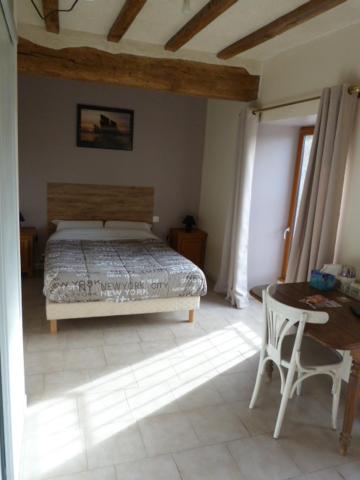 Hotel Le Marquis De La Guintre - Image 1