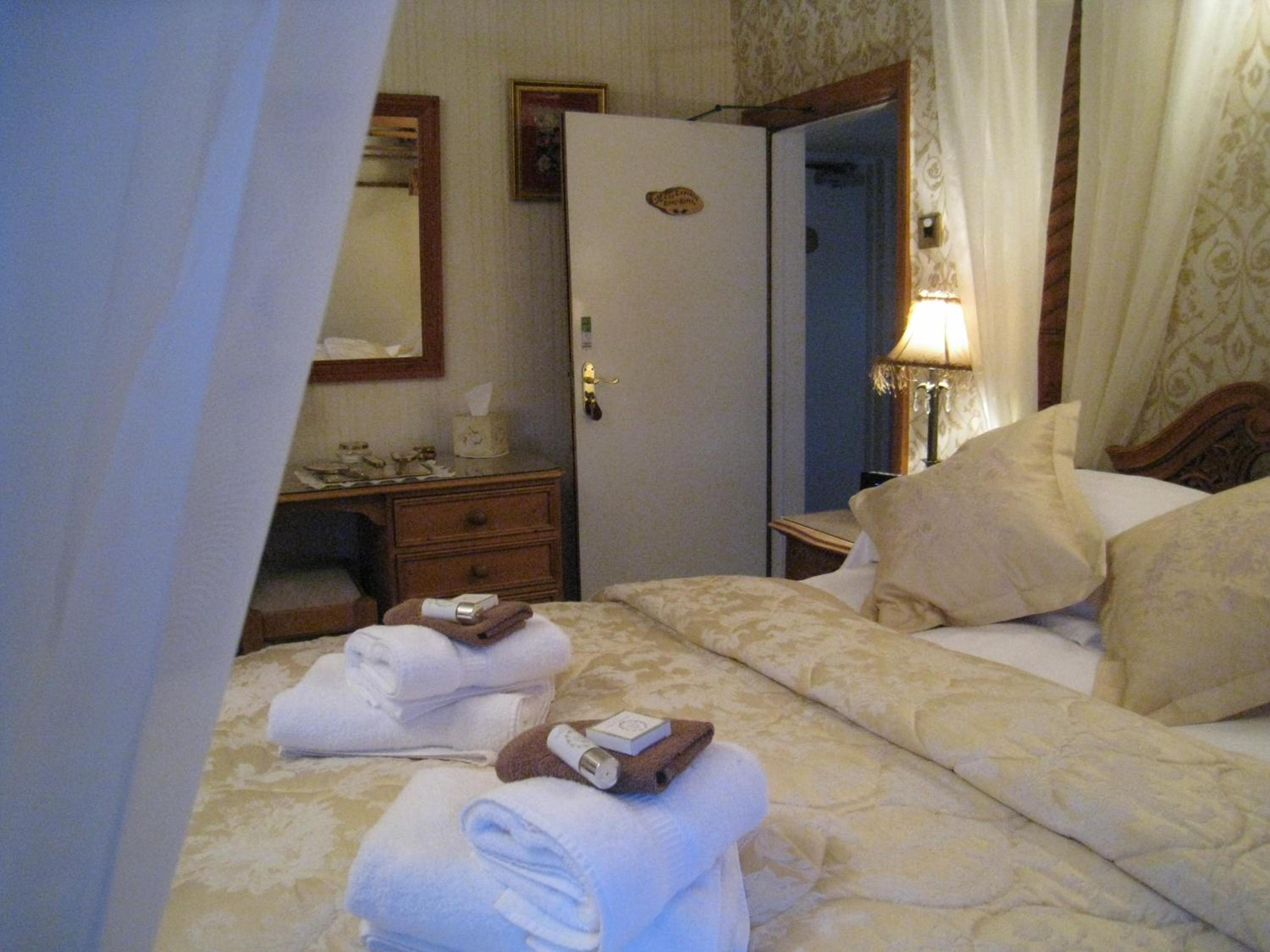Rosebud Cottage Guest House