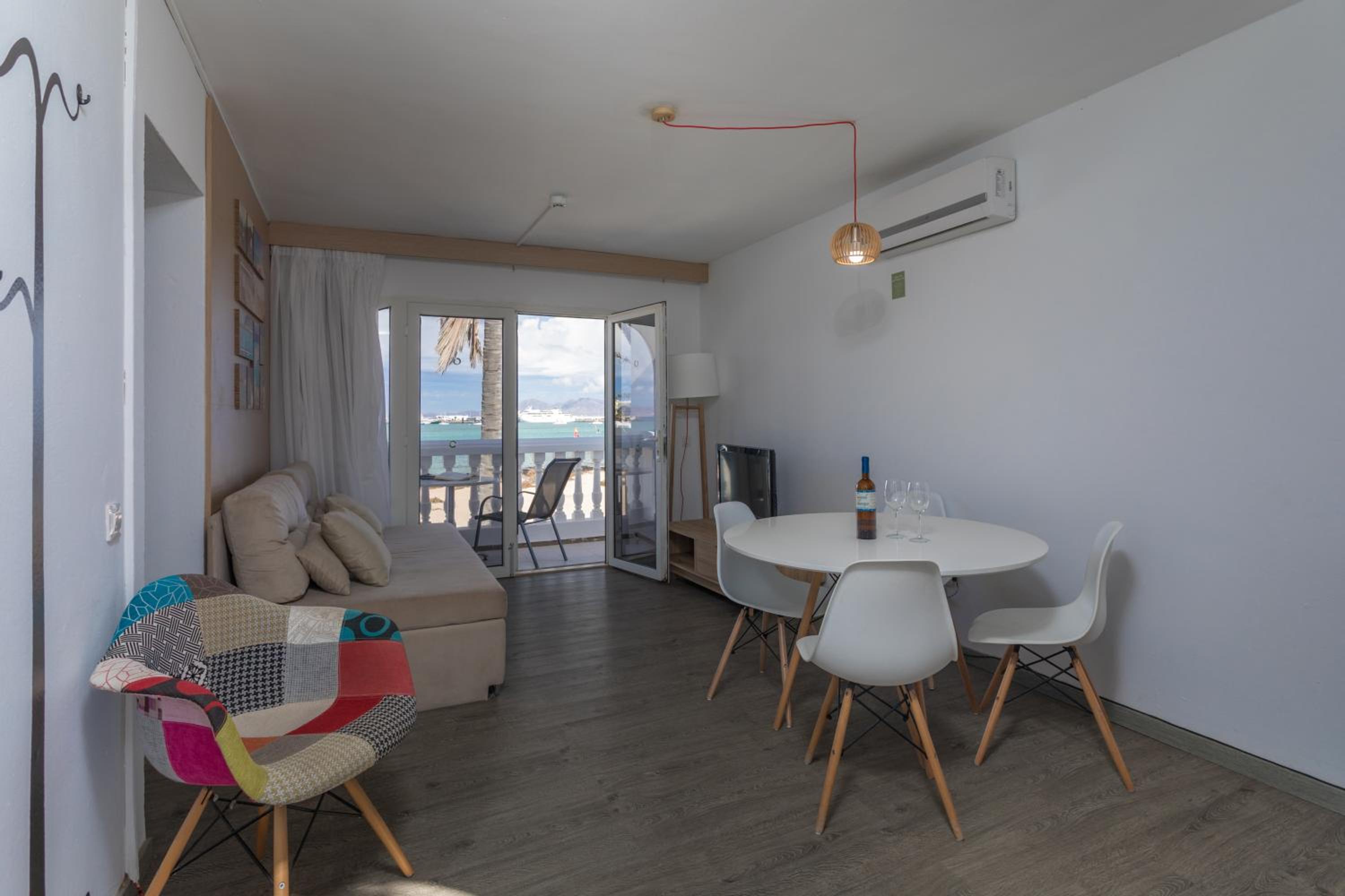 Apartamentos LIVVO Galera Beach