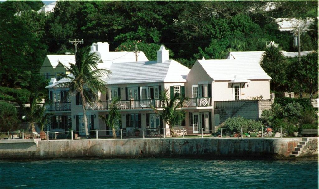 Bermuda Vacations - Watercolours - Property Image 2