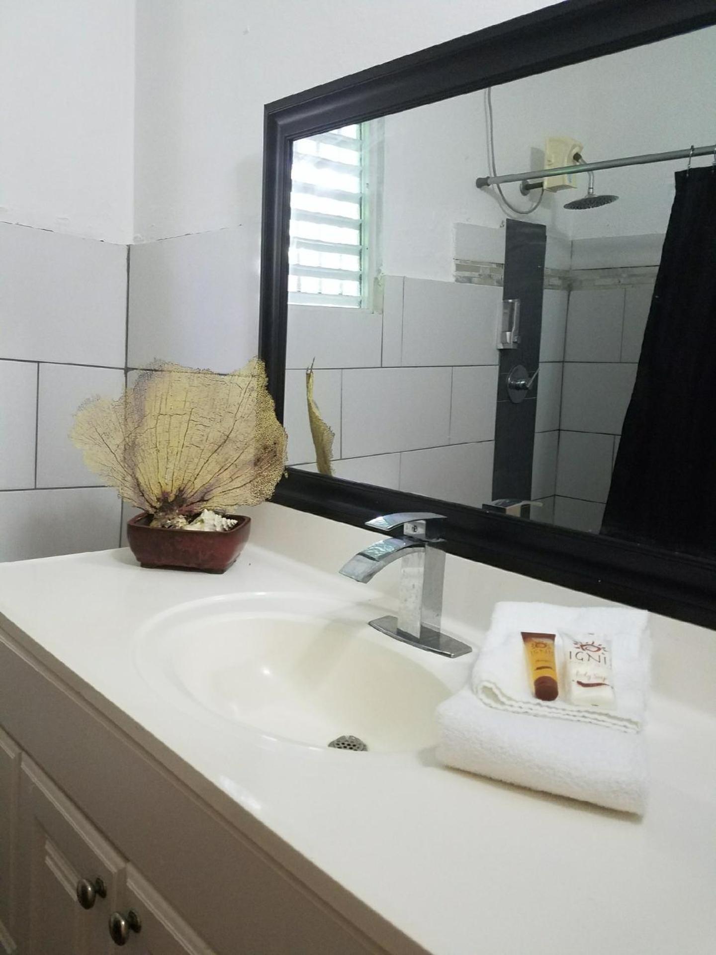 Vieques Good Vibe Guest House