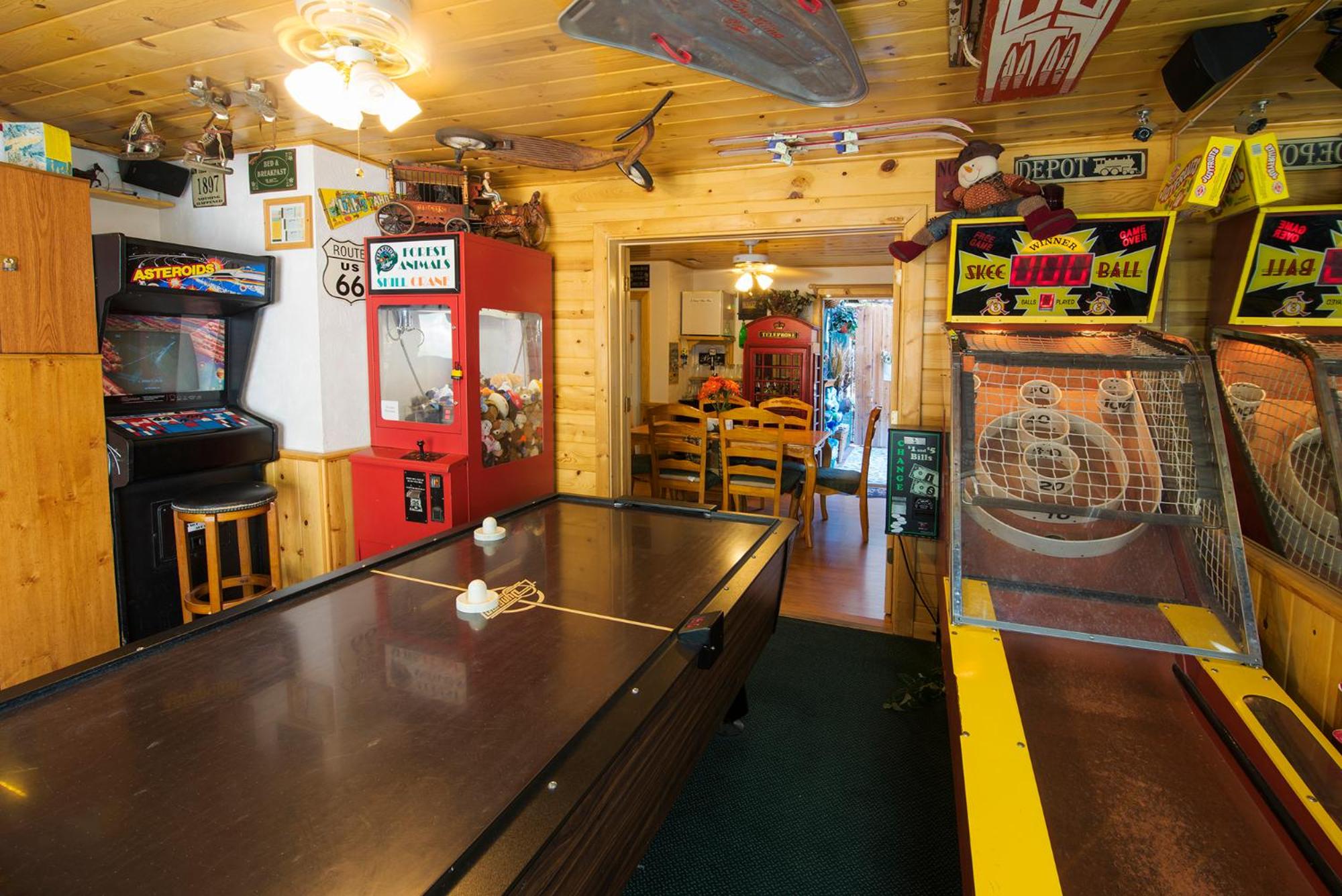 Lake Tahoe Vacations - Fireside Lodge - Property Image 46