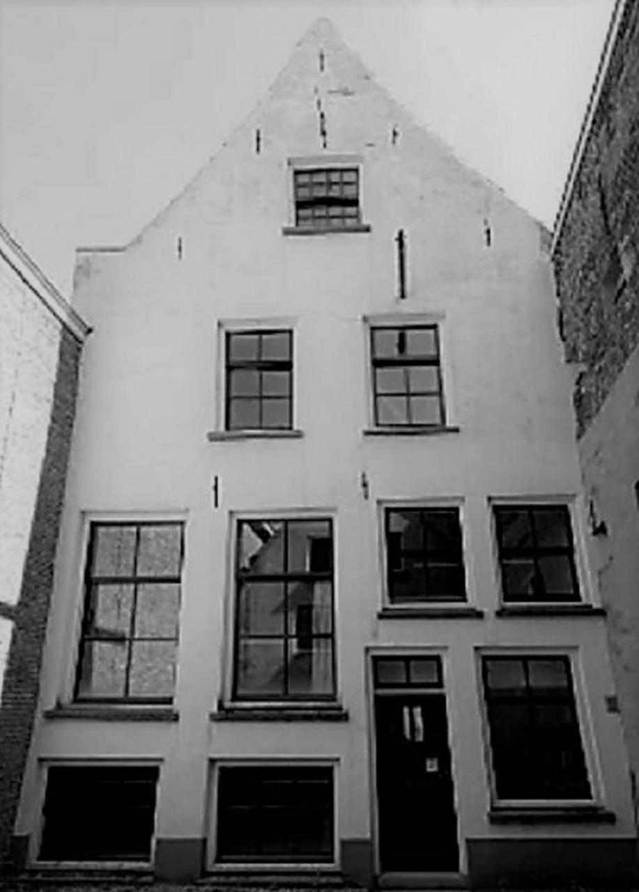 Photo 73
