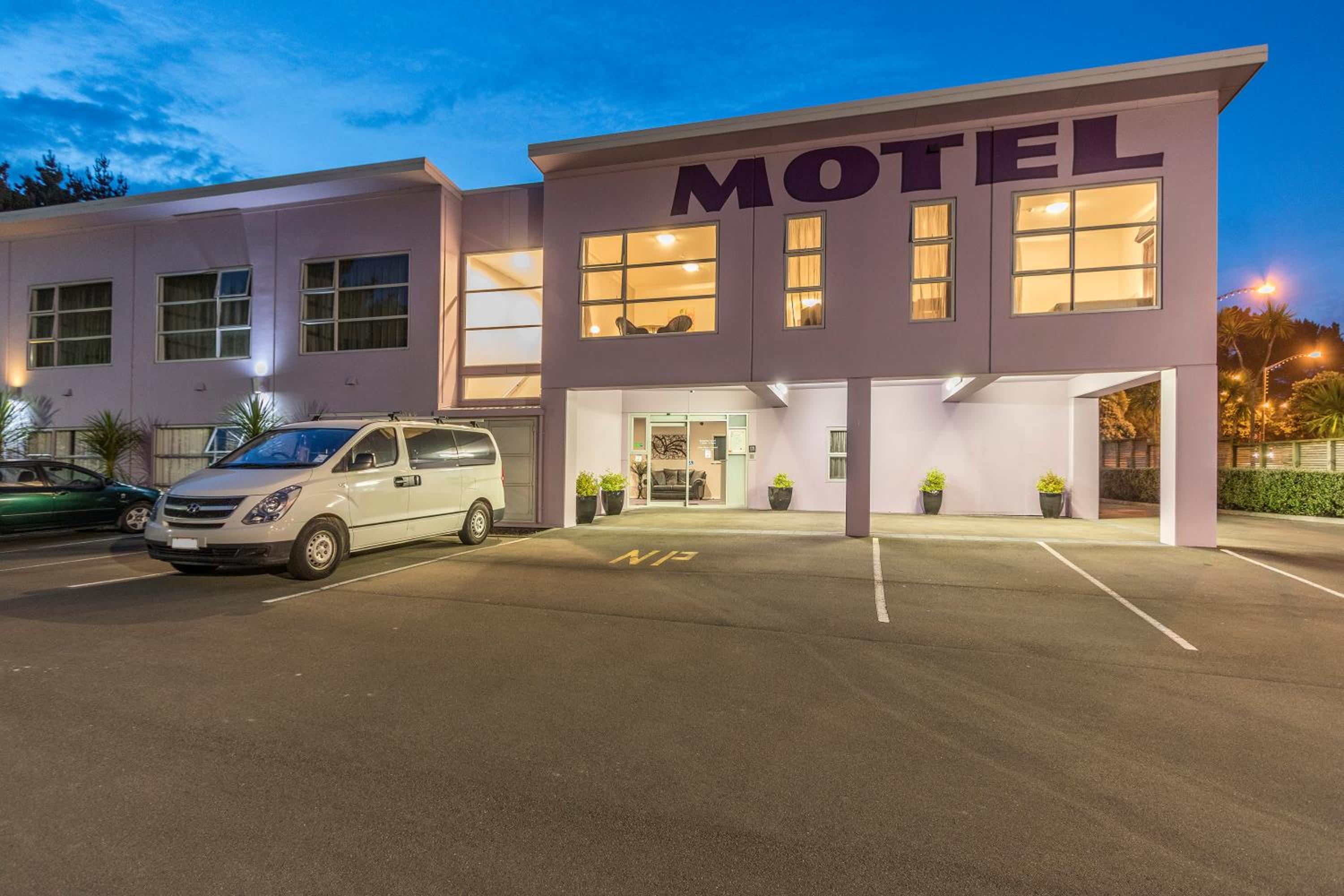 Amethyst Court Motor Lodge