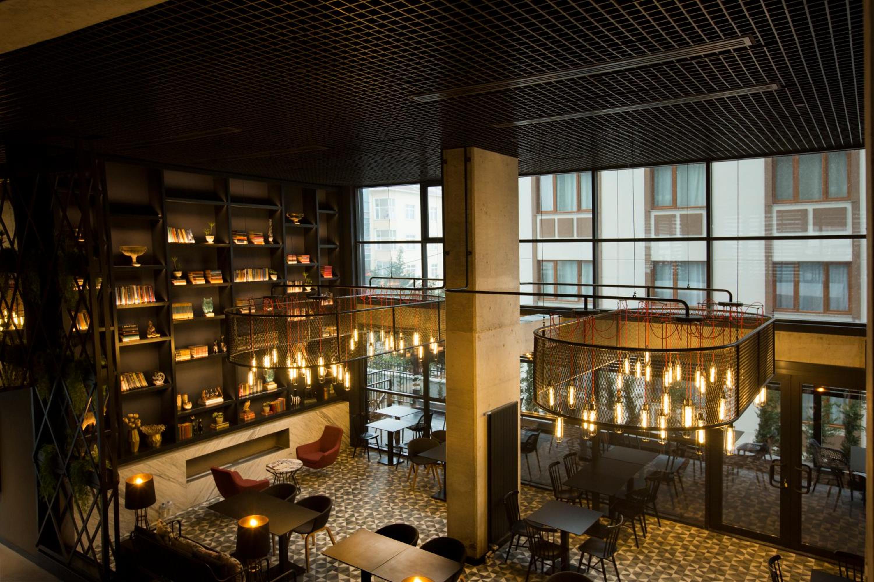 Cityloft 161 - Image 76