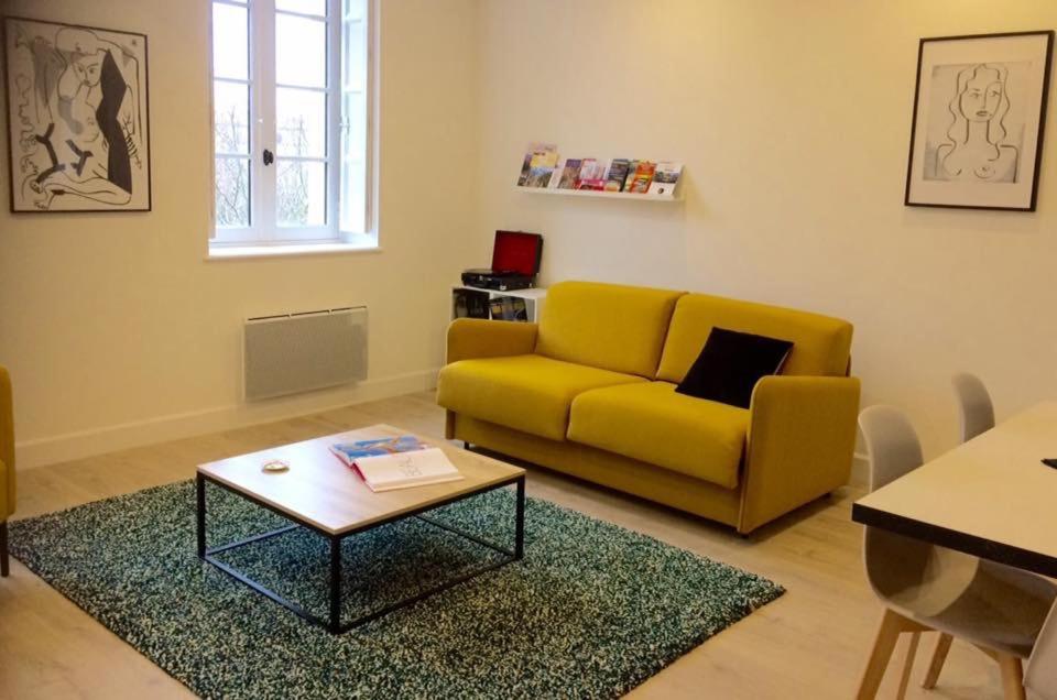 Carnot Chic view 2