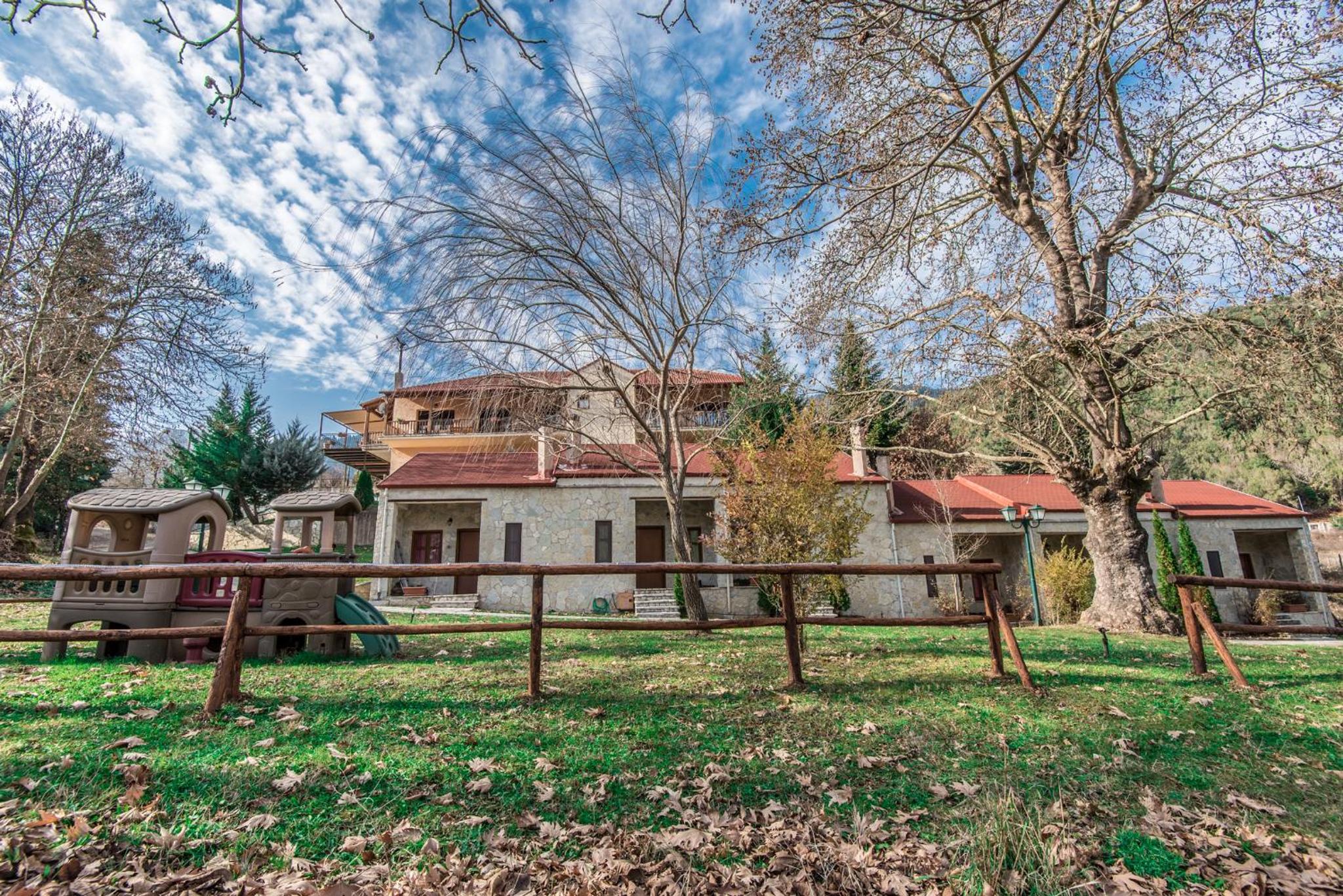 Mesostrati Guesthouse view 5