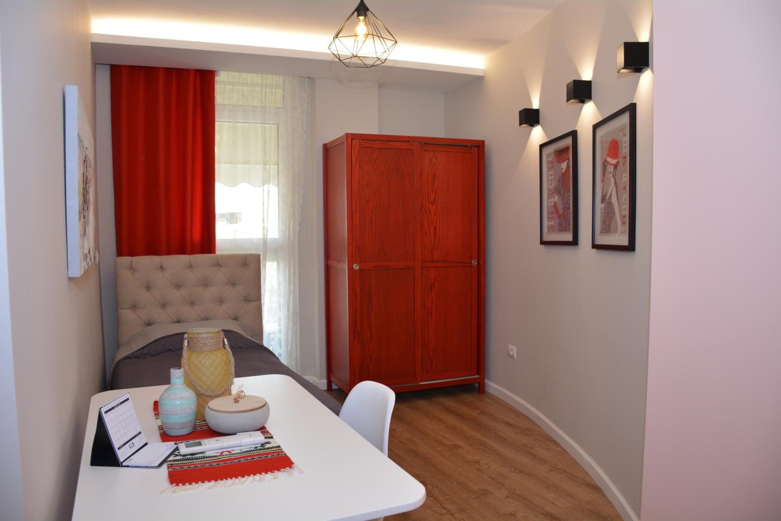Central Luxury Apartment