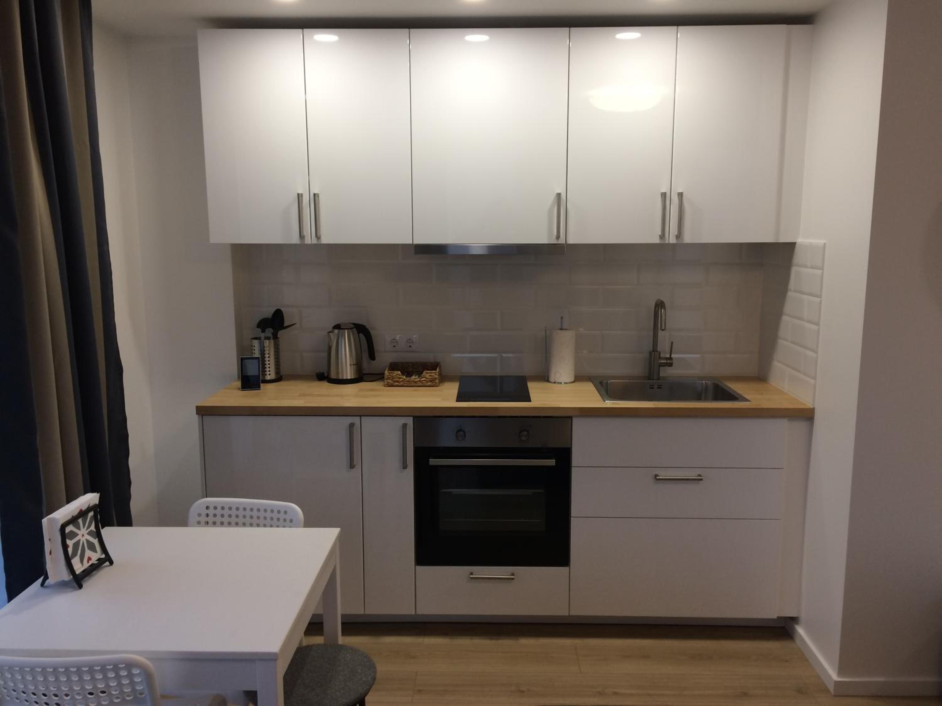Elegant apartment close to the Old Town view 5