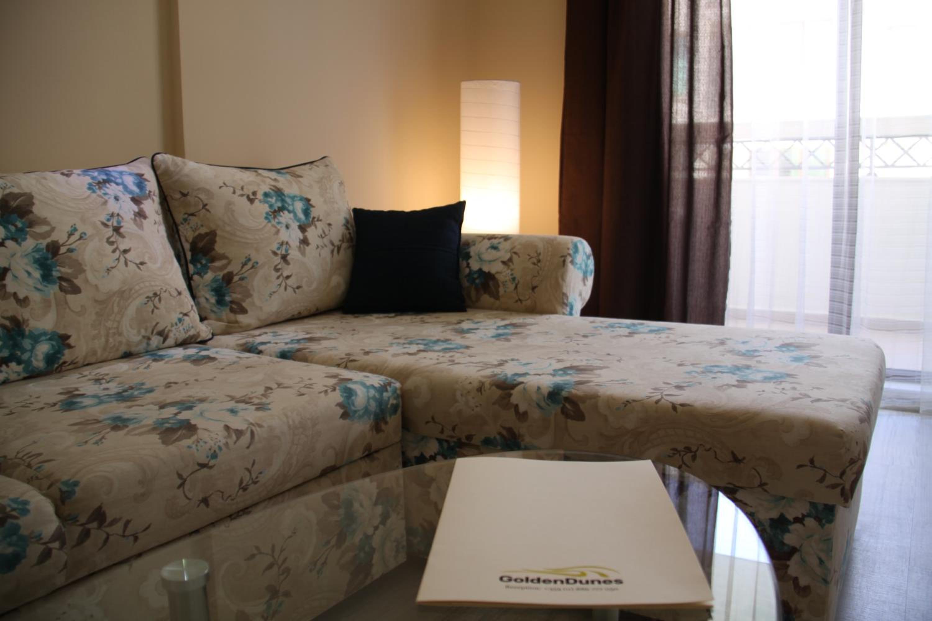 Golden Dunes Primorsko Apartments