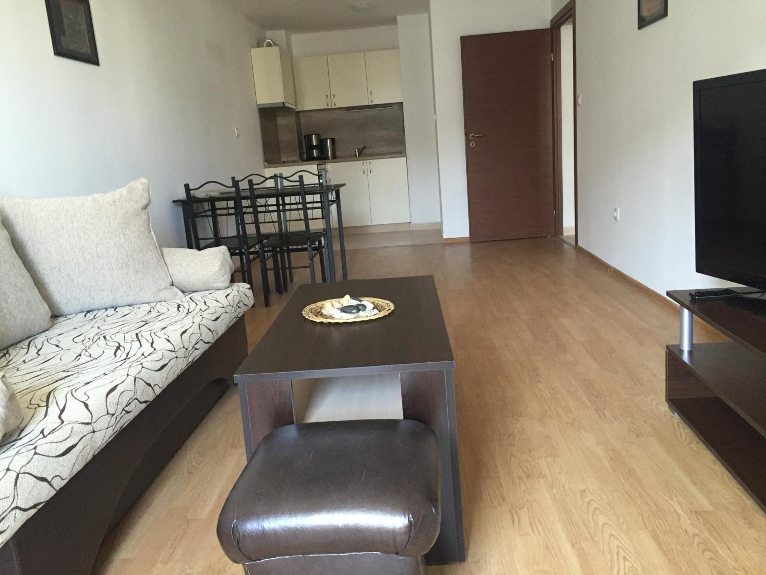 Golden Dunes Primorsko Apartments