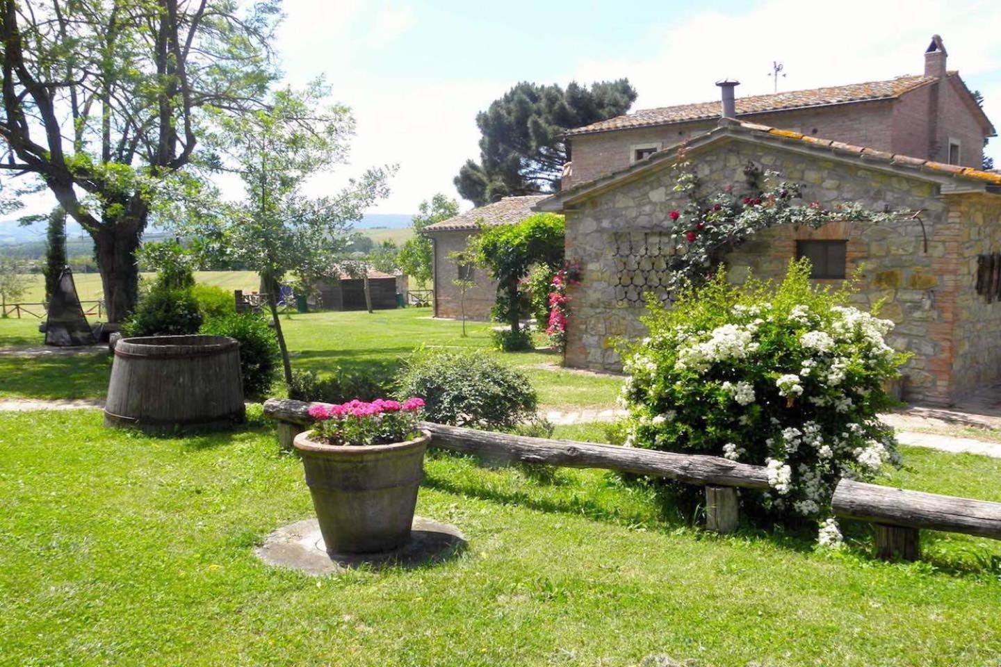 Agriturismo Borgo Santa Maria