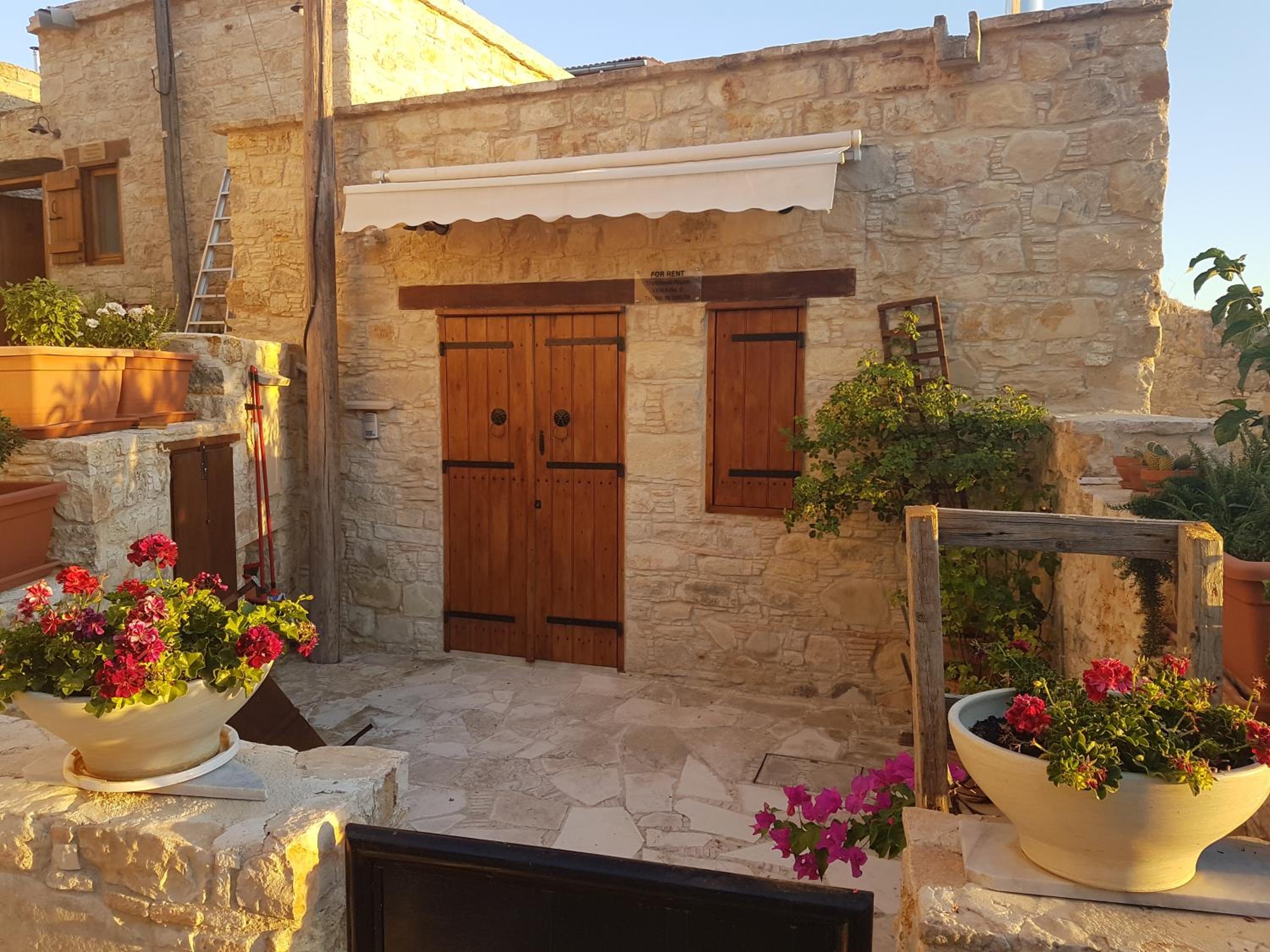 Hotel Xenia 2 - Image 1