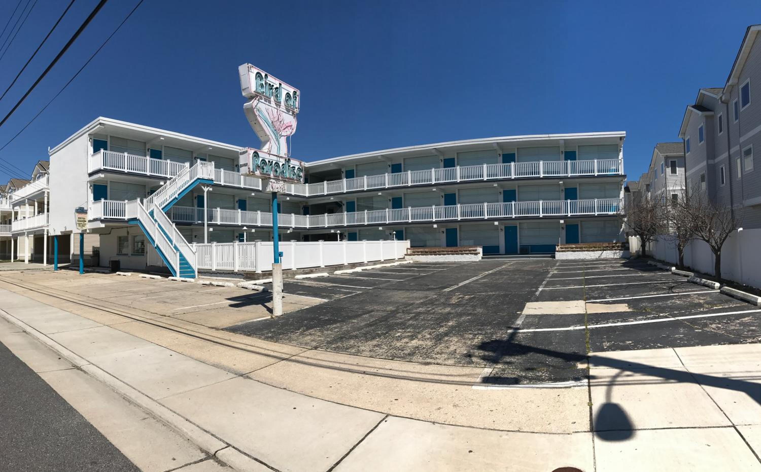 Bird of Paradise Motel